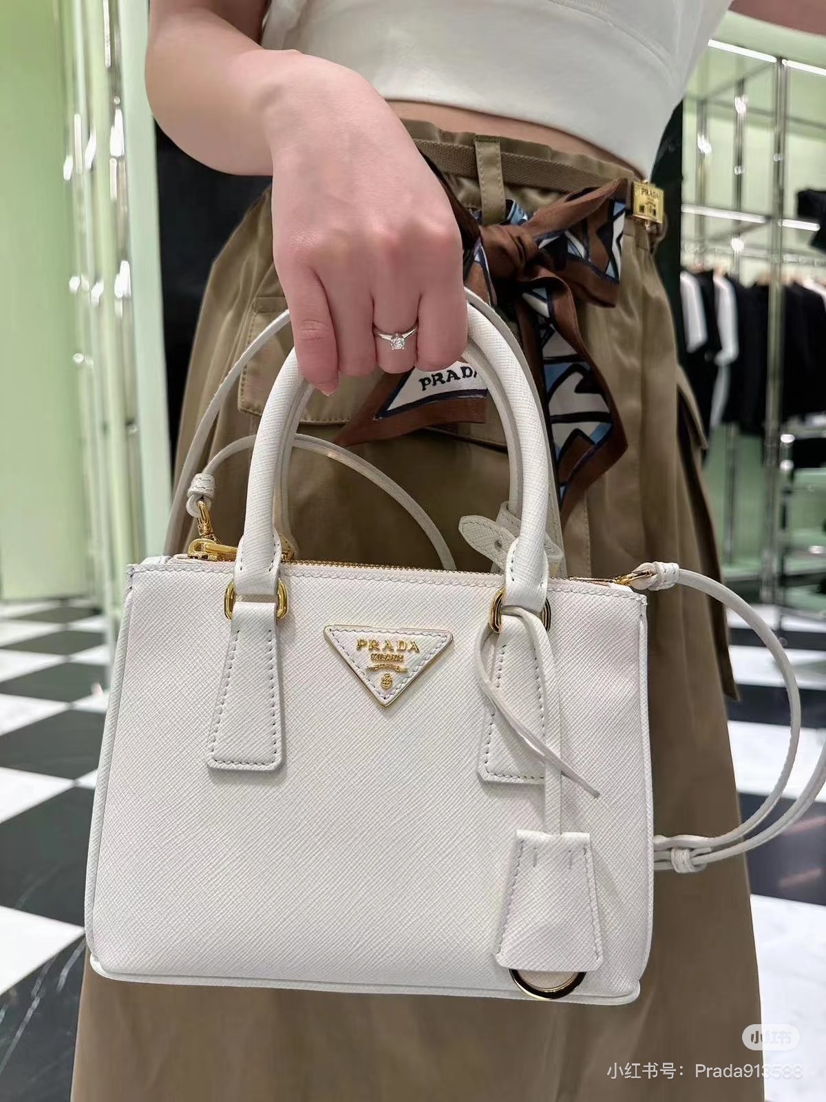 _dam9sZeWHiNttAwSAri2zjoAtMpWBTcEz-HzyaQ