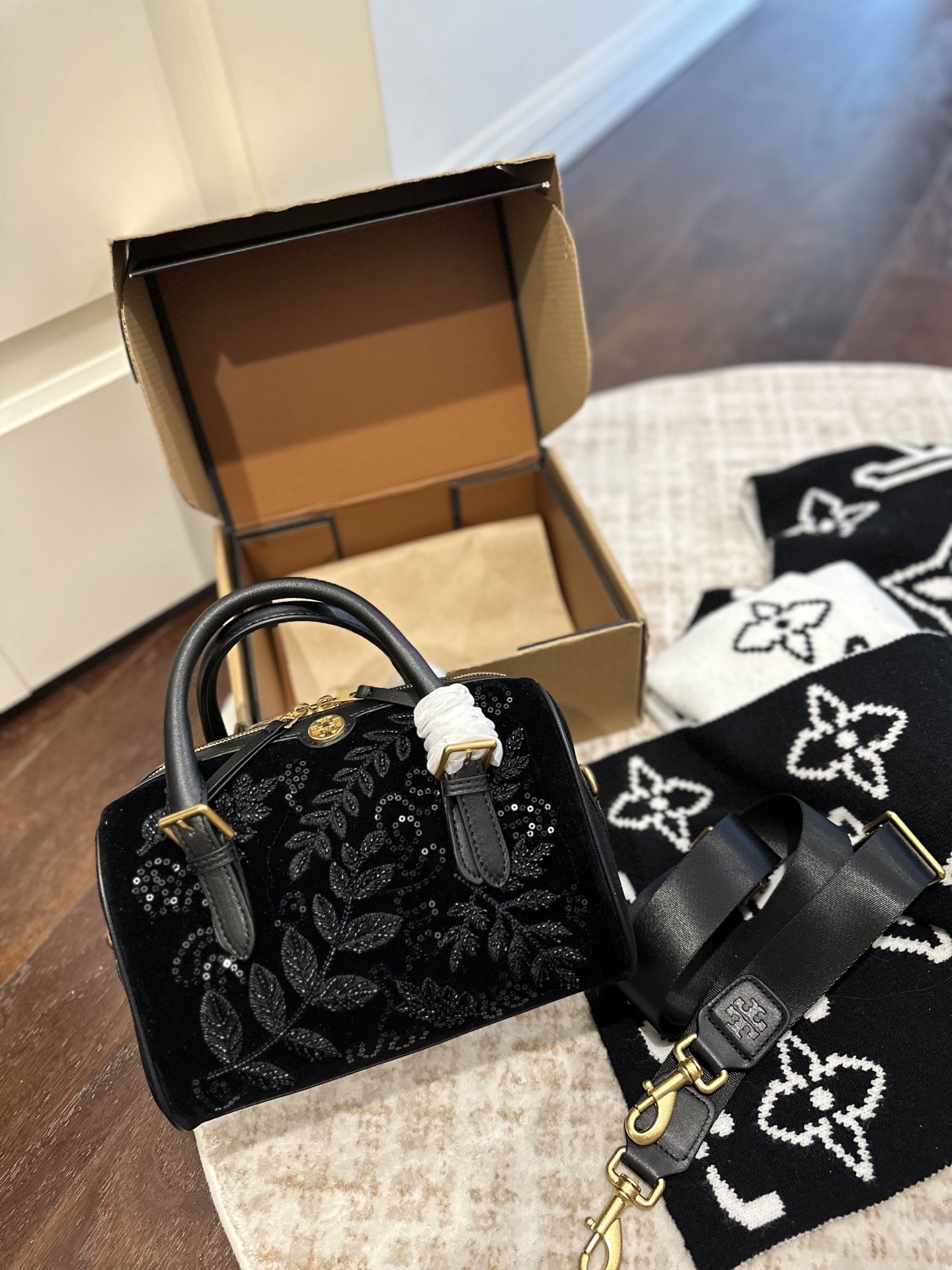 _dt49s64SpBLjG6kUg4cls1OlZBJvhpydM3TNIxw