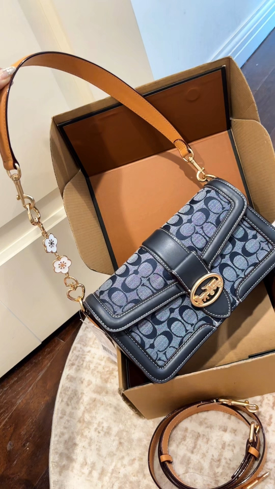Original outlet Coach Georgie bolso de brazo con cierre de carruaje Tabby bolso de Dios del vino