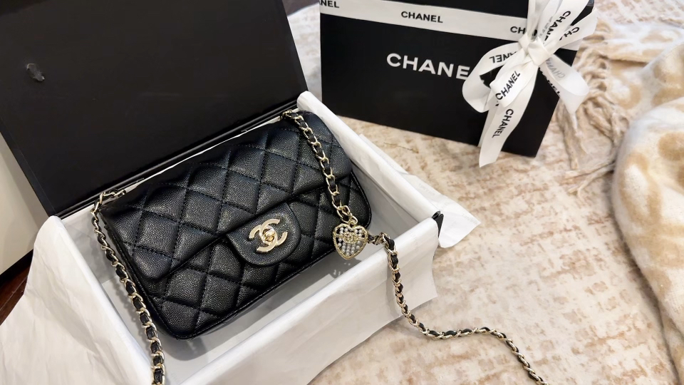 _dCC9su_E_xRt05uh0m-8VzOPvc7utSPFDZooIQg