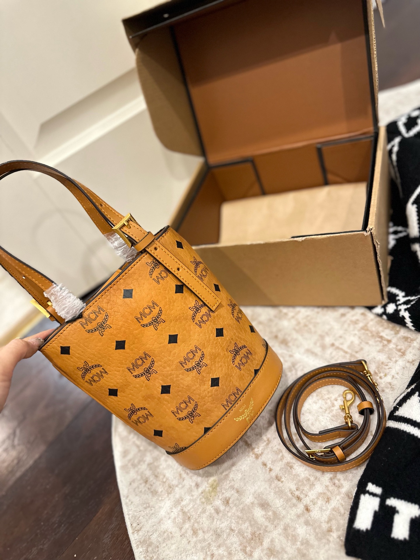 _dkV9sfB8UUqZ4lYSvZe80UmahrN76YHRdCzaXUA