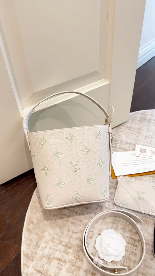 _dDs9sQX5R_yg7B5LhqjgmRa099bfOvkoWTn7C5A