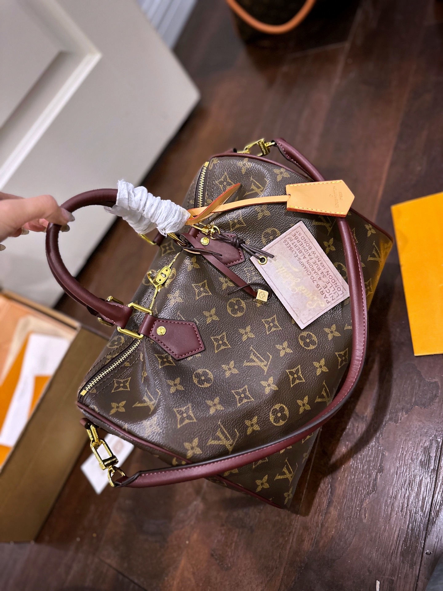 _djK9snxh8rp2qrBxINOOLLr-zzQhXjdQygODaSg