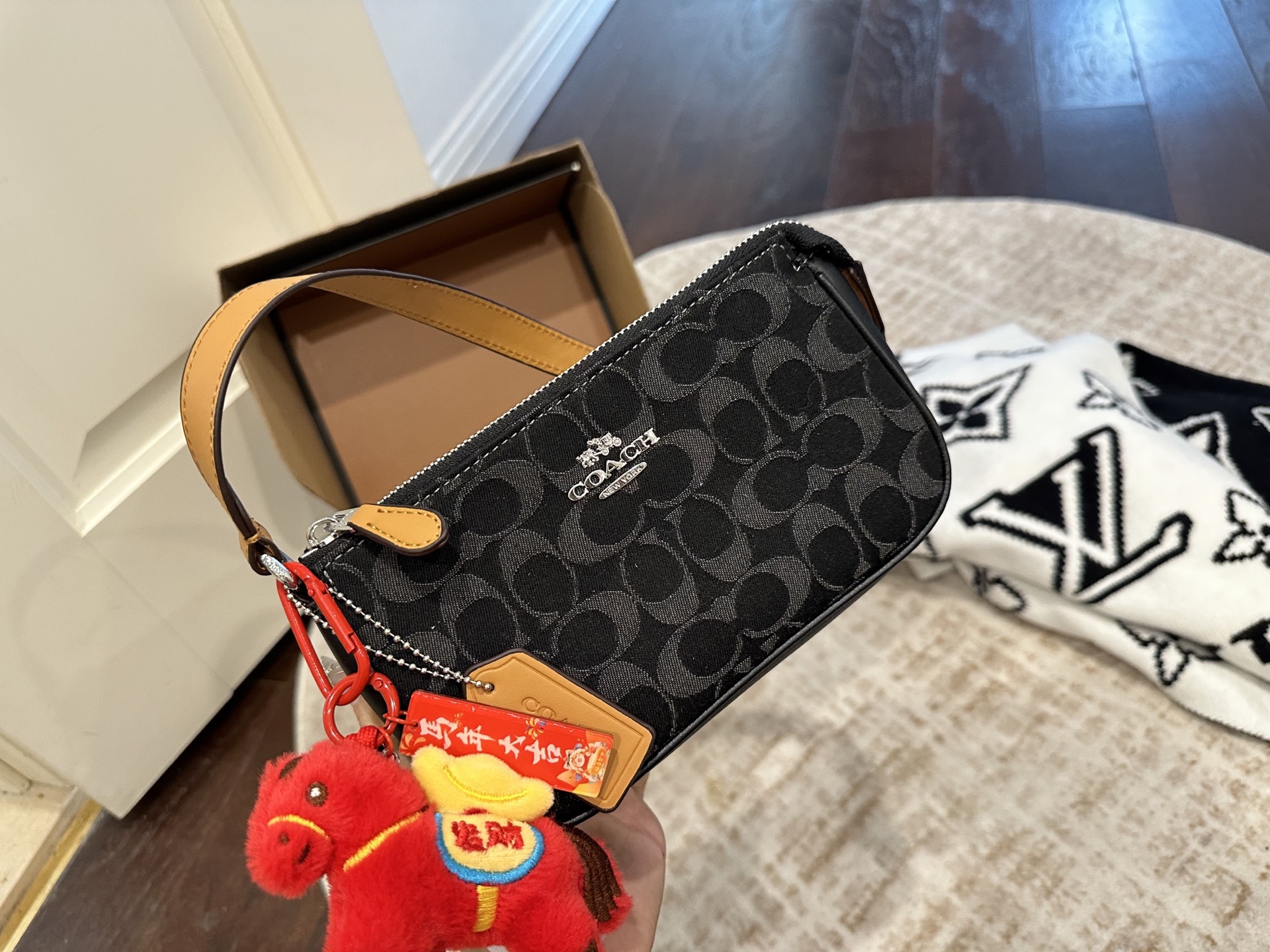 _ddV9sdNnqzMMjrvcY8CMnMVplKLd84TTRD31PCg