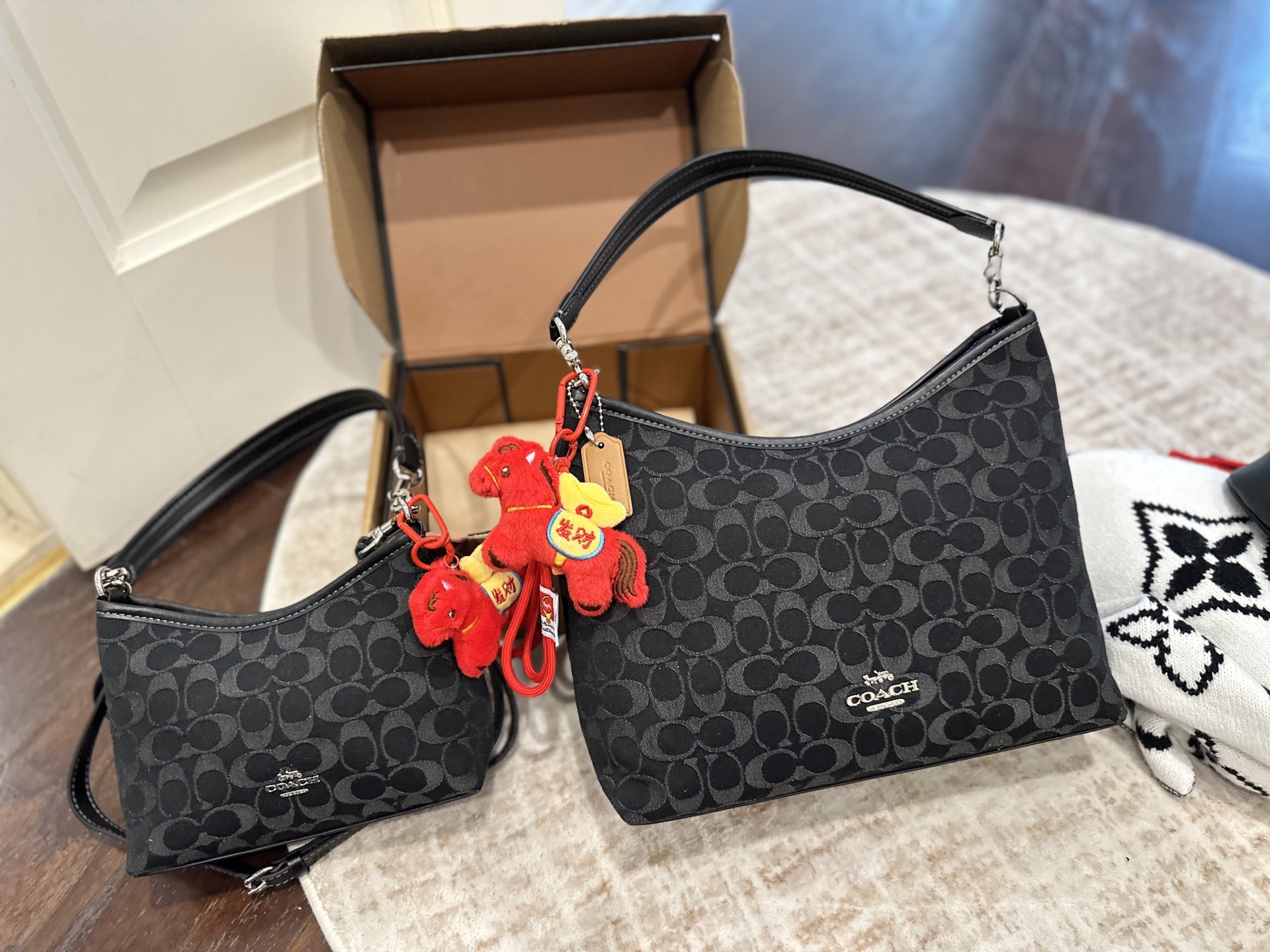 _d8h9s0IRNoH8i8ZMLAUK6movHebIQskcUQ8-RjQ