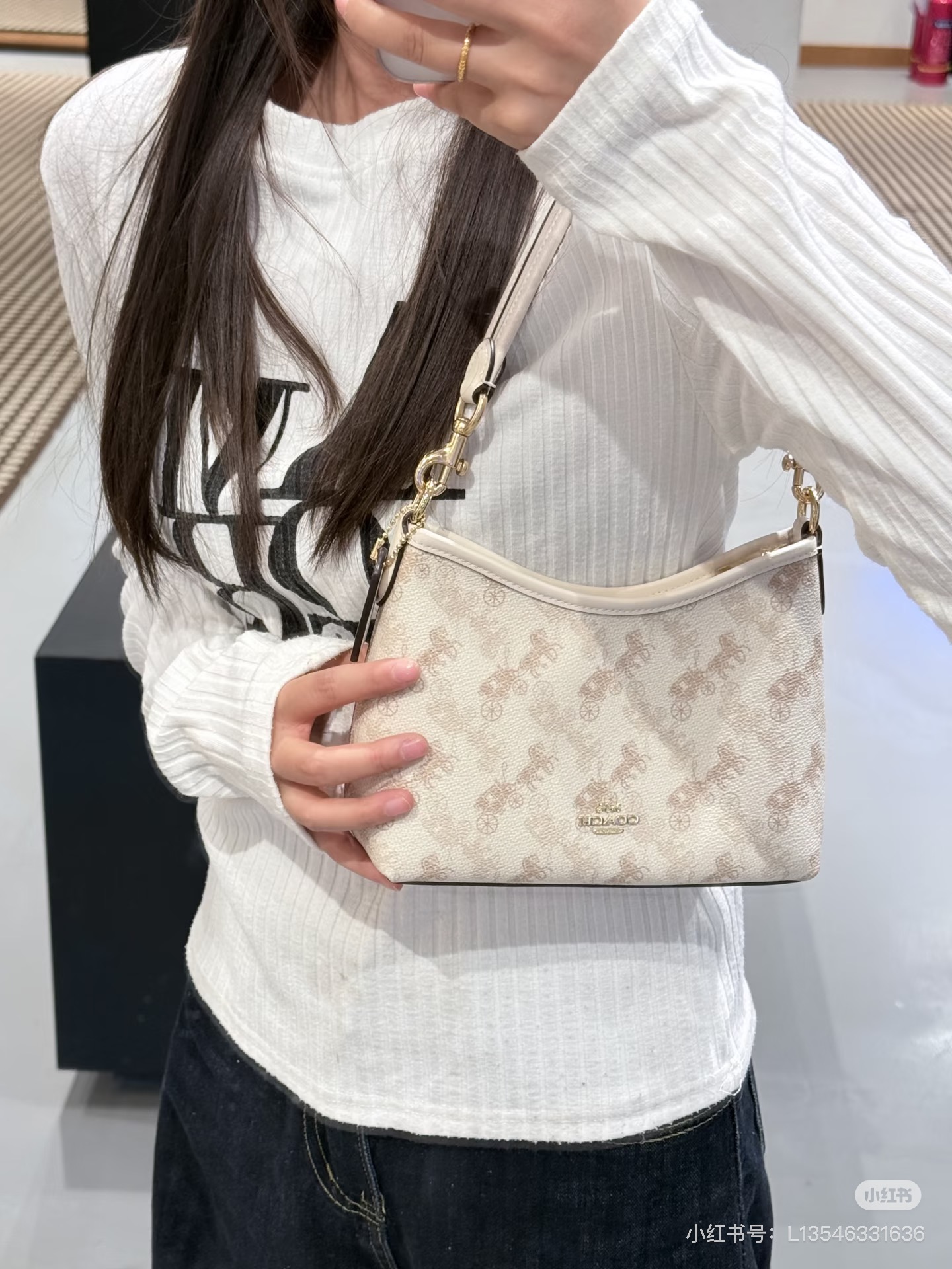 _dol9sEv_ECnUt02XWqMDn2FhL0Pn-8HLmsJPEKw