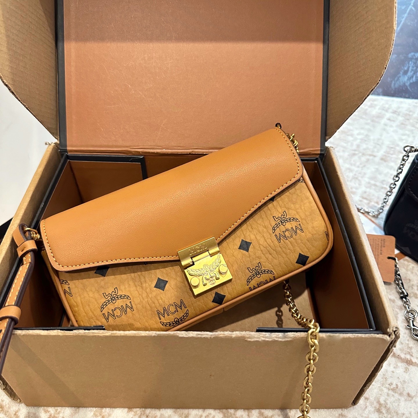 Tamaño de la bolsa MCM: 21,5*11 cm — photo 2