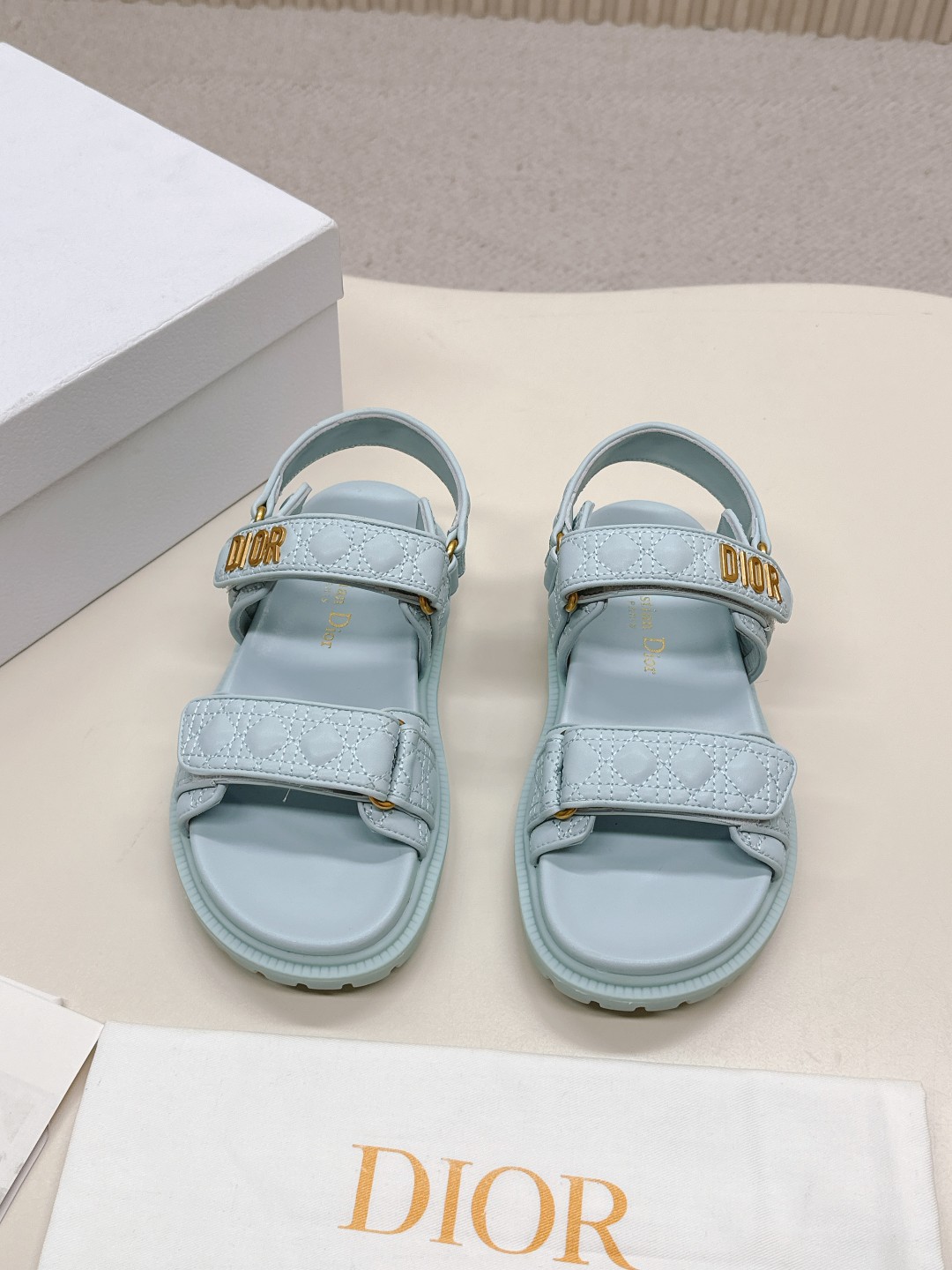 NO:261146,High-end electric embroidery DIOR latest sandals This mixed sheepskin DiorAct sandals are stylish. They are made of extra light and comfortable leather with an insole that fits the foot. The upper strip is made of Velcro and is decorated with a gold-faced metal 