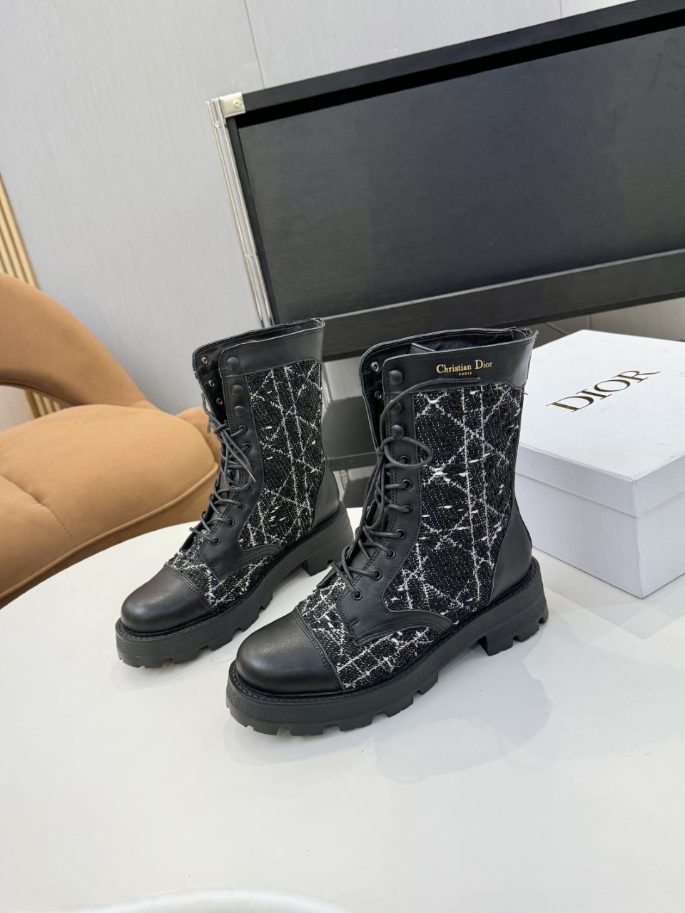 _dcT9sSkOPnbpzuSkPXah16eM5TsGcZFhZa7azfA