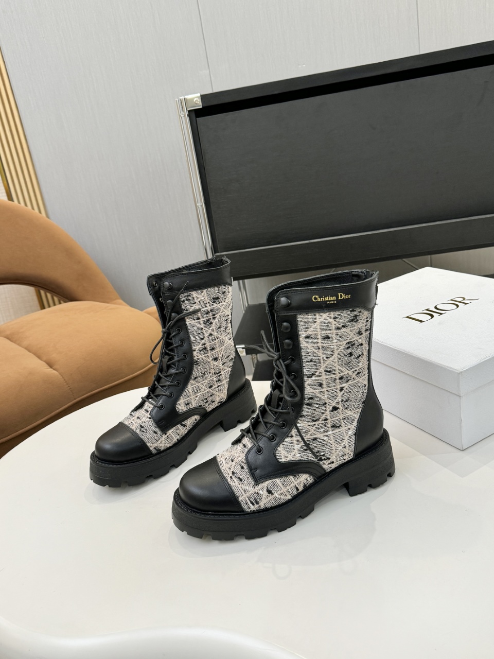 _dtd9sEbdODQKEdQZXVt_abBhG0Br3ltPdsfzXQg