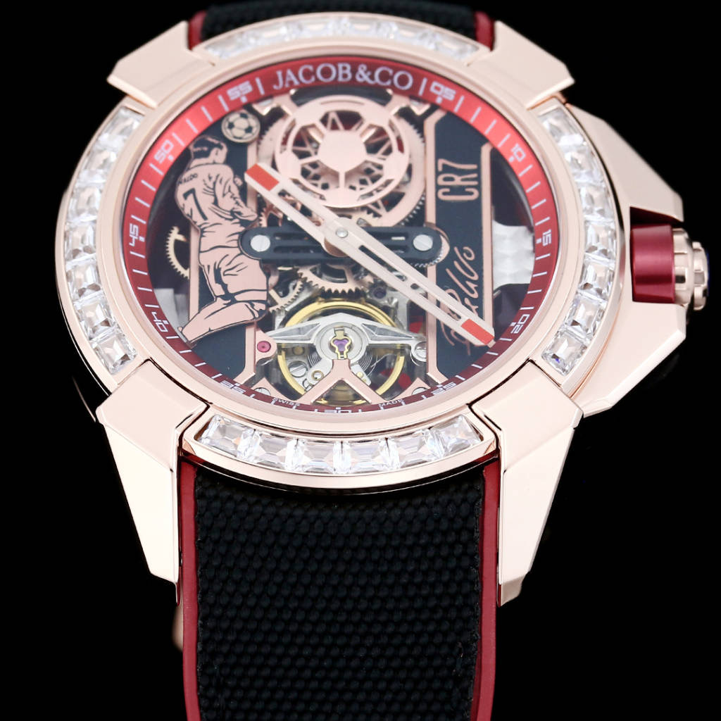 Limited Edition Czech LeopardxCR7 Watch: Perfect Recapturing with Premium Materials - 图片 5