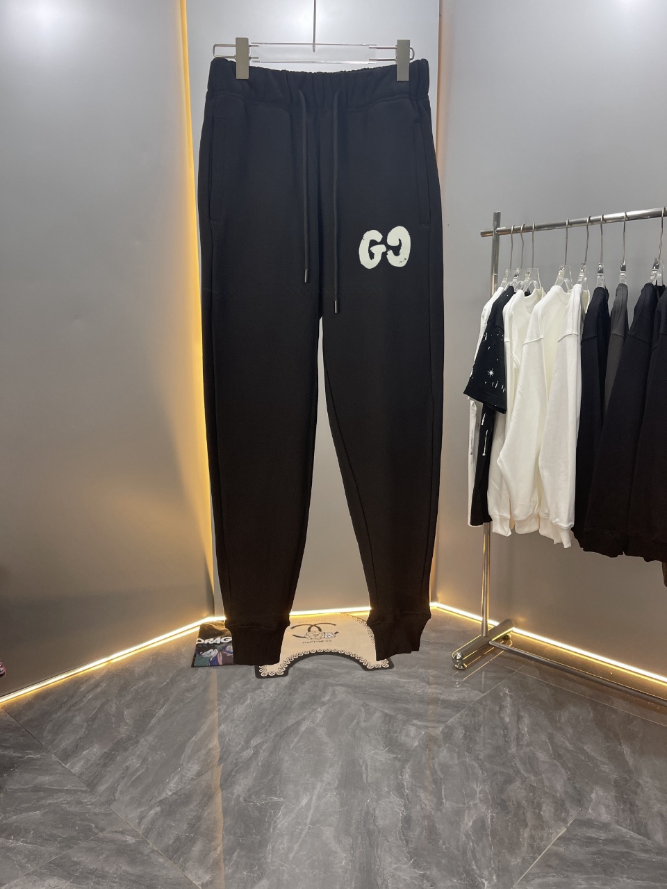 【Alta calidad】 GUC Gucci 2024ss Otoño/Invierno Algodón puro Último estilo Pantalones de tubo 460g, diseño de estampado …