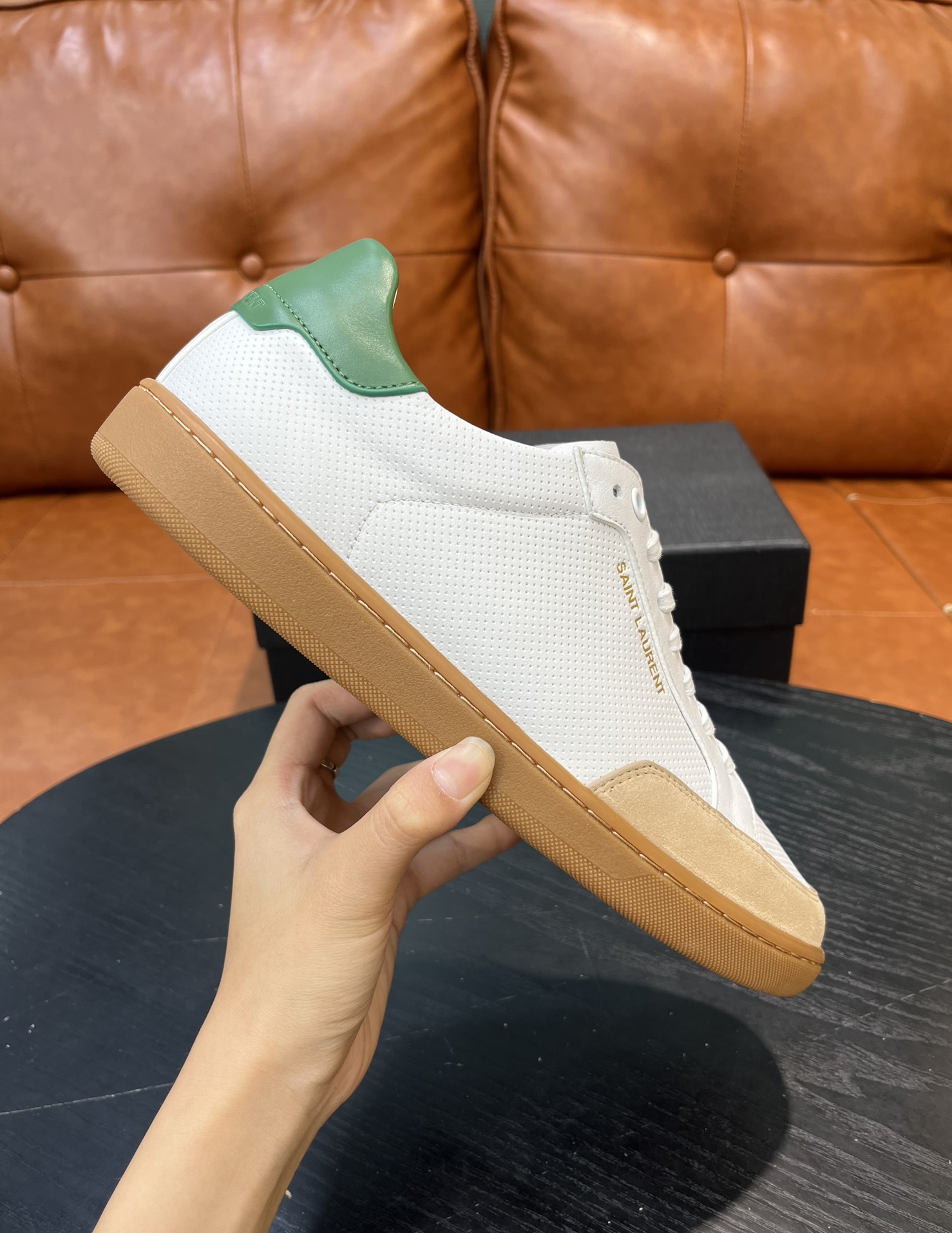 Yves Saint Laurent White Leather Sneakers with Green Heel Tab, Size 36-45 1 i1715597641 4328 0