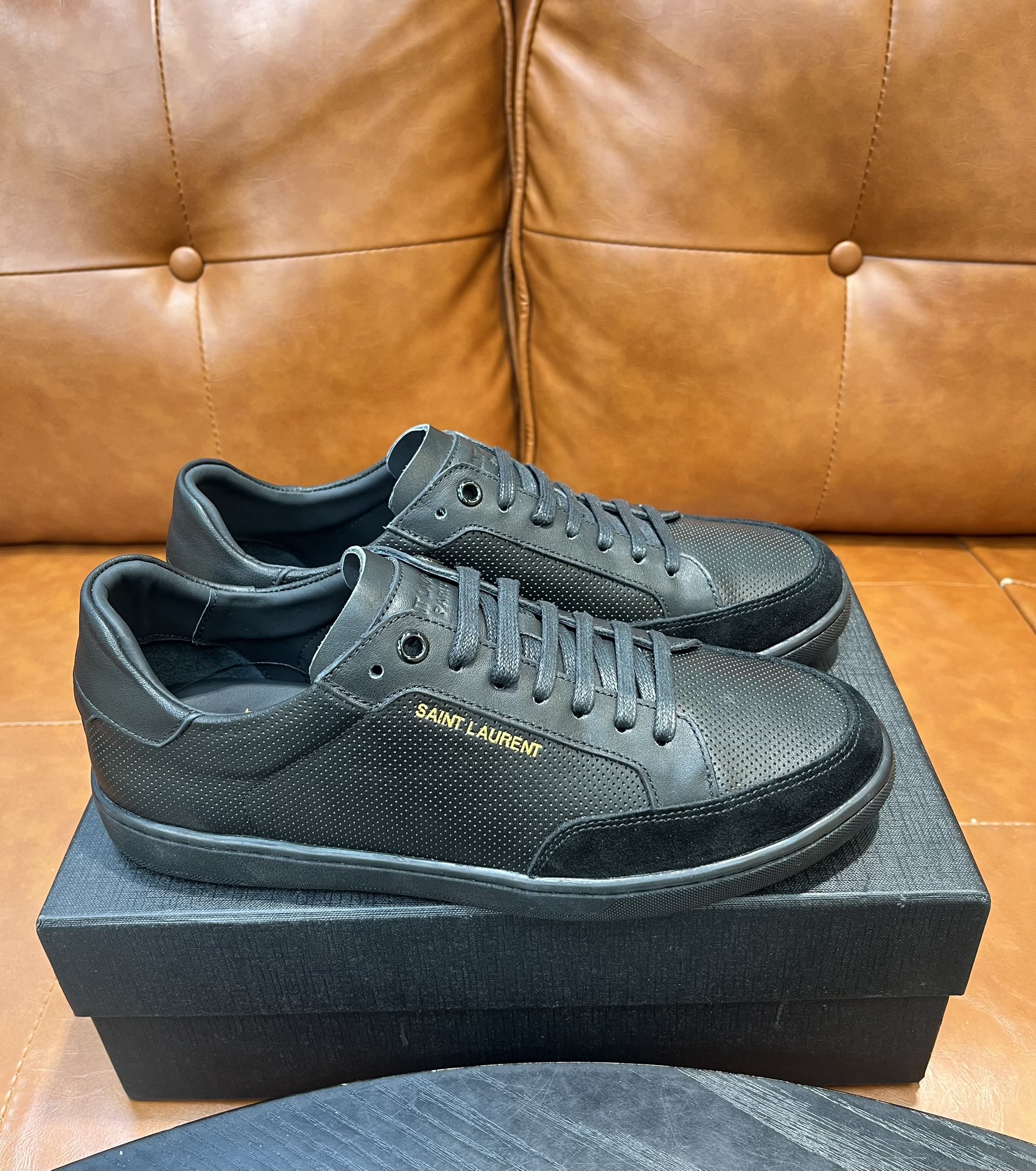 Yves Saint Laurent Men's Court Classic SL/06 Embossed Leather Sneaker 10 i1715597720 9710 0