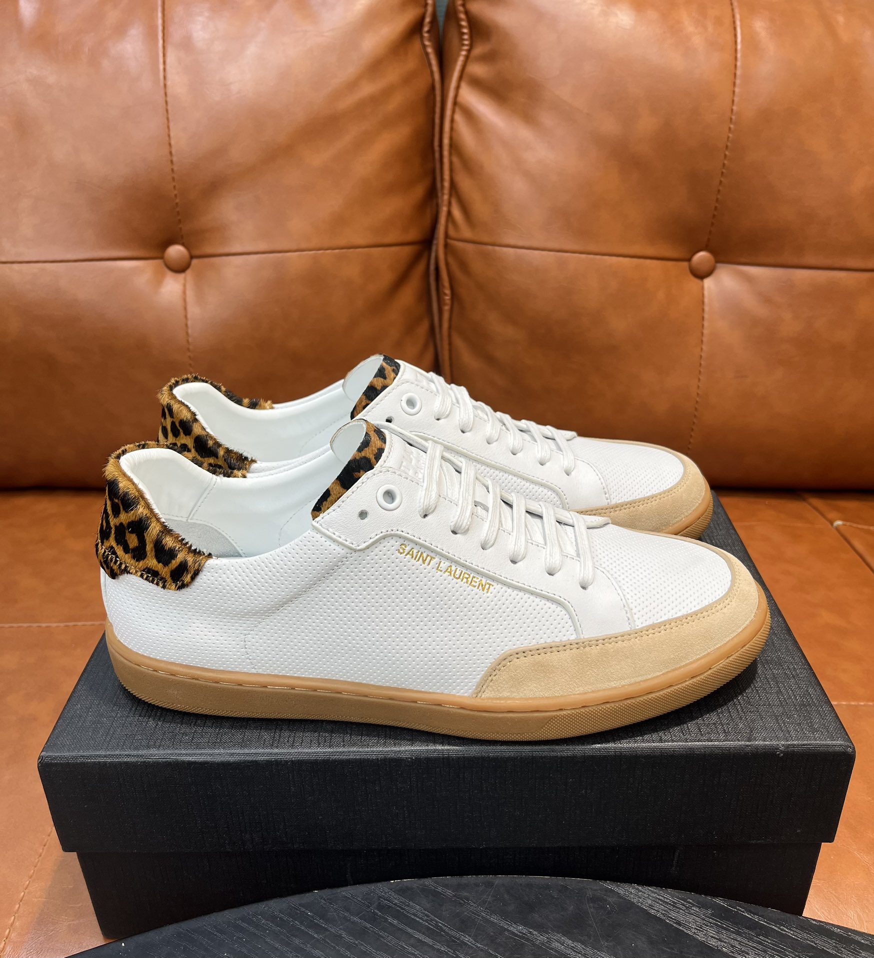 Yves Saint Laurent White Leather Sneaker With Leopard Print Size 36-45 10 i1715597736 1223 3