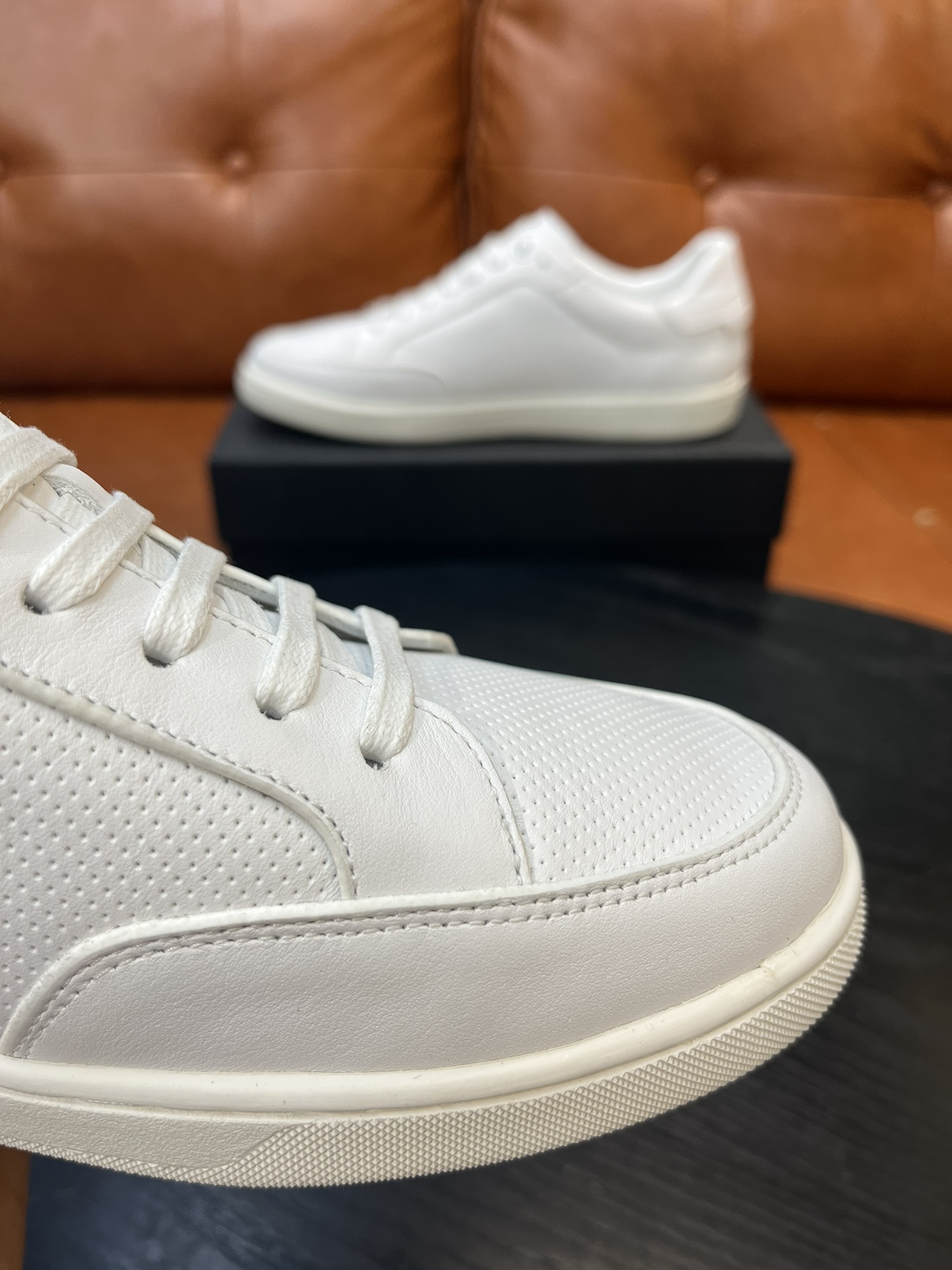 Yves Saint Laurent White Leather Court Classic SL/06 Embroidered Sneakers 5 i1715597760 7583 0