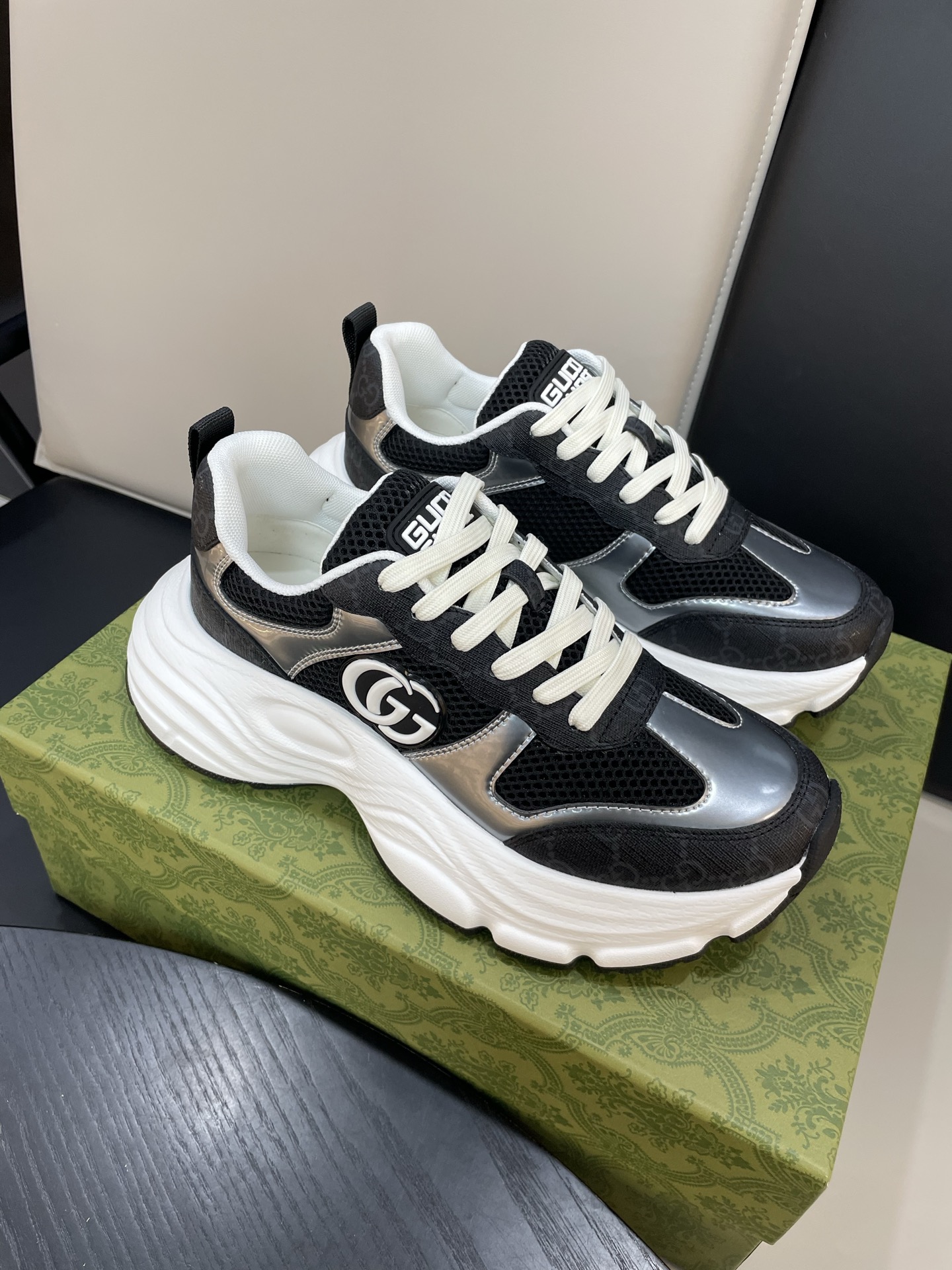 Gucci Men's Screener Sneaker GG Crystal,Black, Authentic Designer Sneakers 10 i1744184456156 1453 0 8