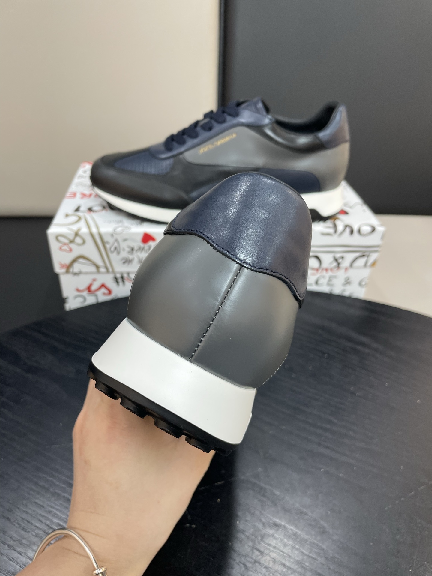 Dolce & Gabbana Men's Leather Runner Sneakers - Stylish & Comfortable 6 i1744451416906 9879 0 5