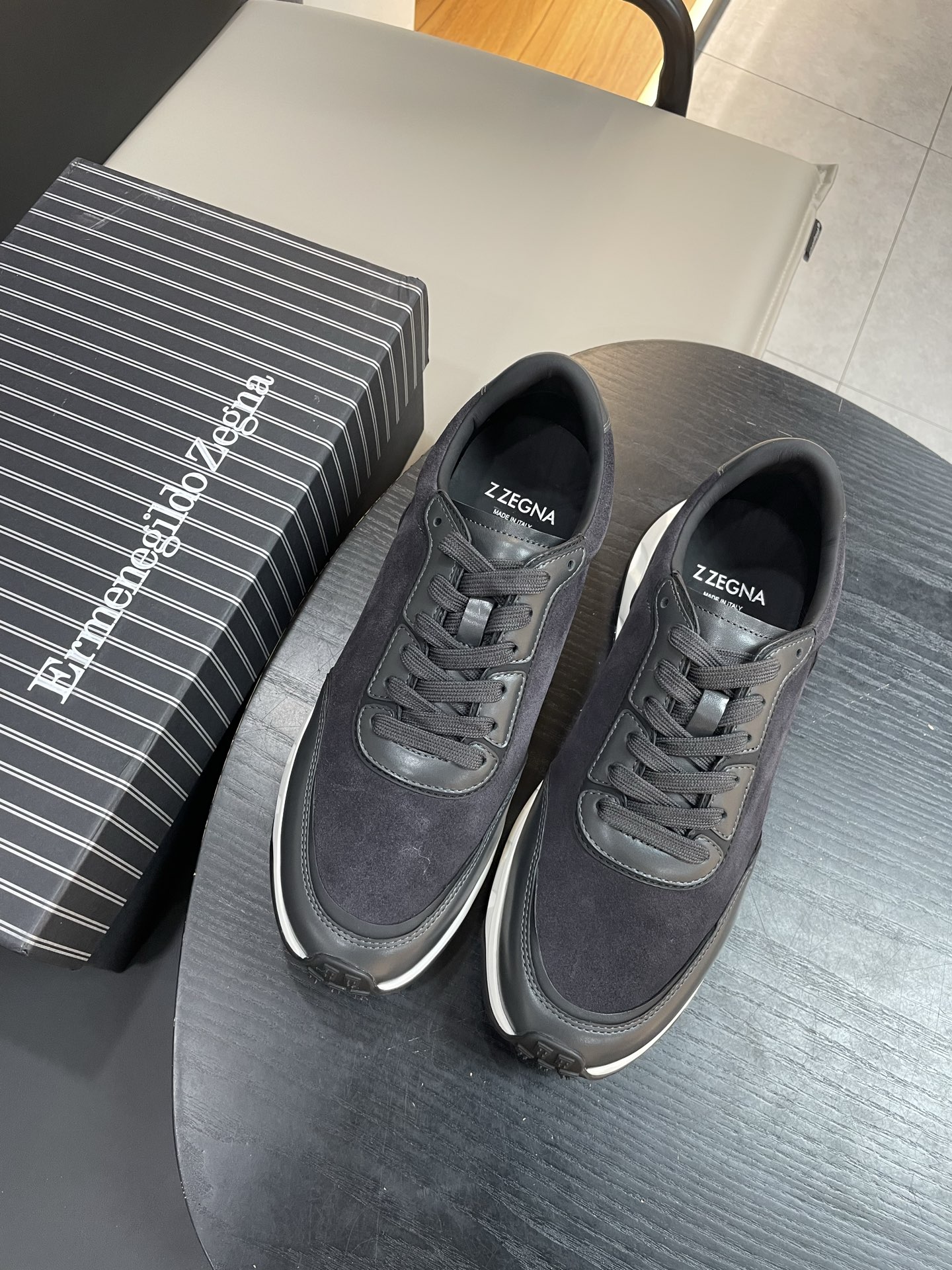 Zegna Men's Luxury Leather Sneakers - Latest Runway Collection, Ultimate Comfort 2 i1753765467201 8130 0 1