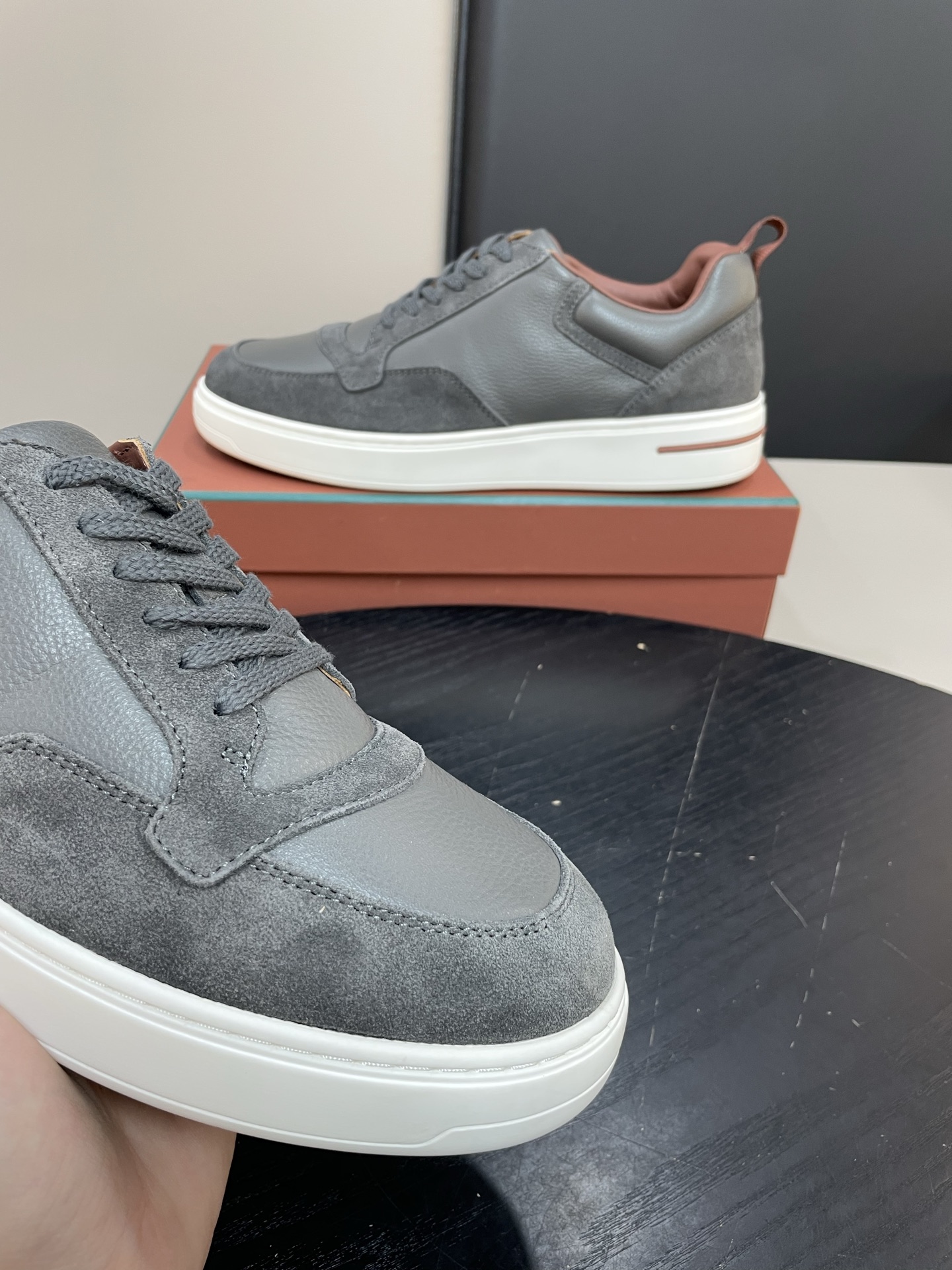 Loro Piana Weekend Walk Sneakers: Luxurious Comfort & Stylish Design 5 i1755252661656 2108 0 3