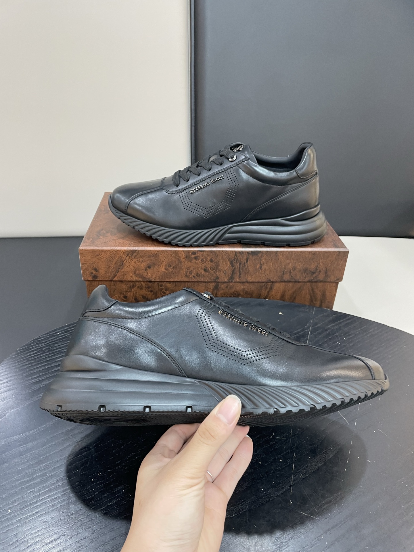 Stefano Ricci Men's Black Leather Lace-Up Sneakers - Comfortable & Lightweight 8 i1755505048559 4618 0 6
