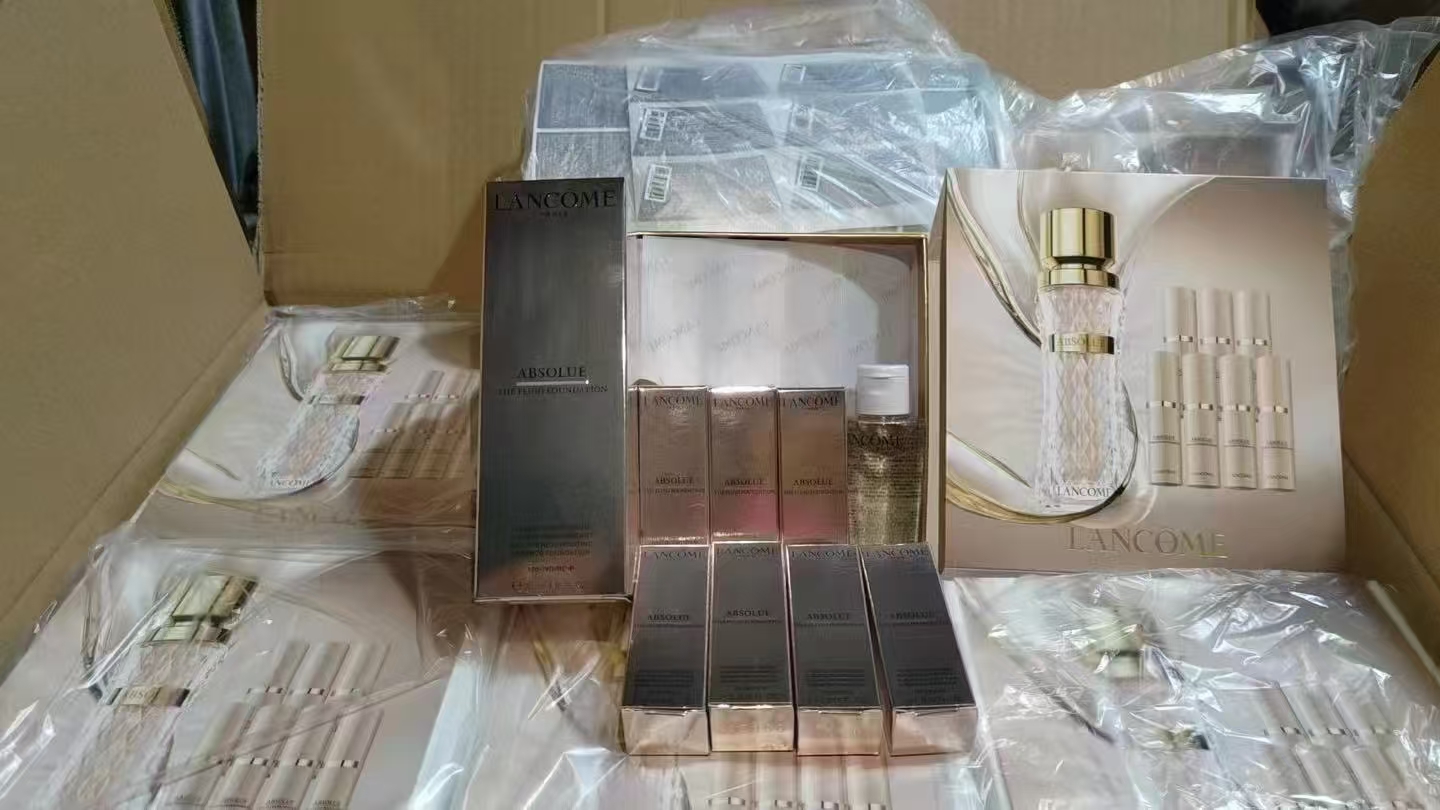 200. Base de maquillaje Lancôme Absolue nueva versión 1+8 set de regalo 🔜 Versión Mingtong. Alta calidad❗🇫🇷Lancôme/B…