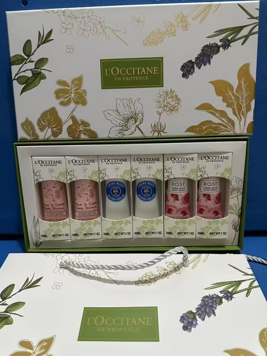 50. L'Occitane Set de Manos de Lujo con Estampado Dorado de 6 Piezas 🔜 Calidad 1:1❗️Edición 2025 Más Reciente de L'Occ…