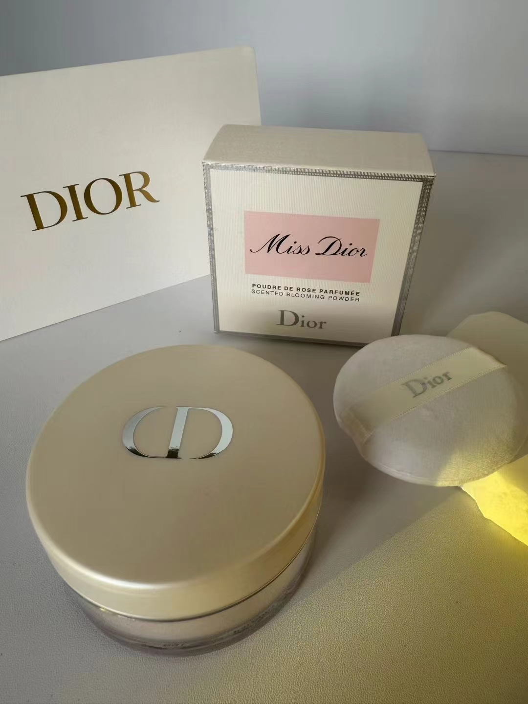 40. Polvo compacto Dior Miss Dior Blooming Bouquet 16g 🔜 Calidad 1:1❗Polvo corporal perfumado Miss Dior, polvo brillan…