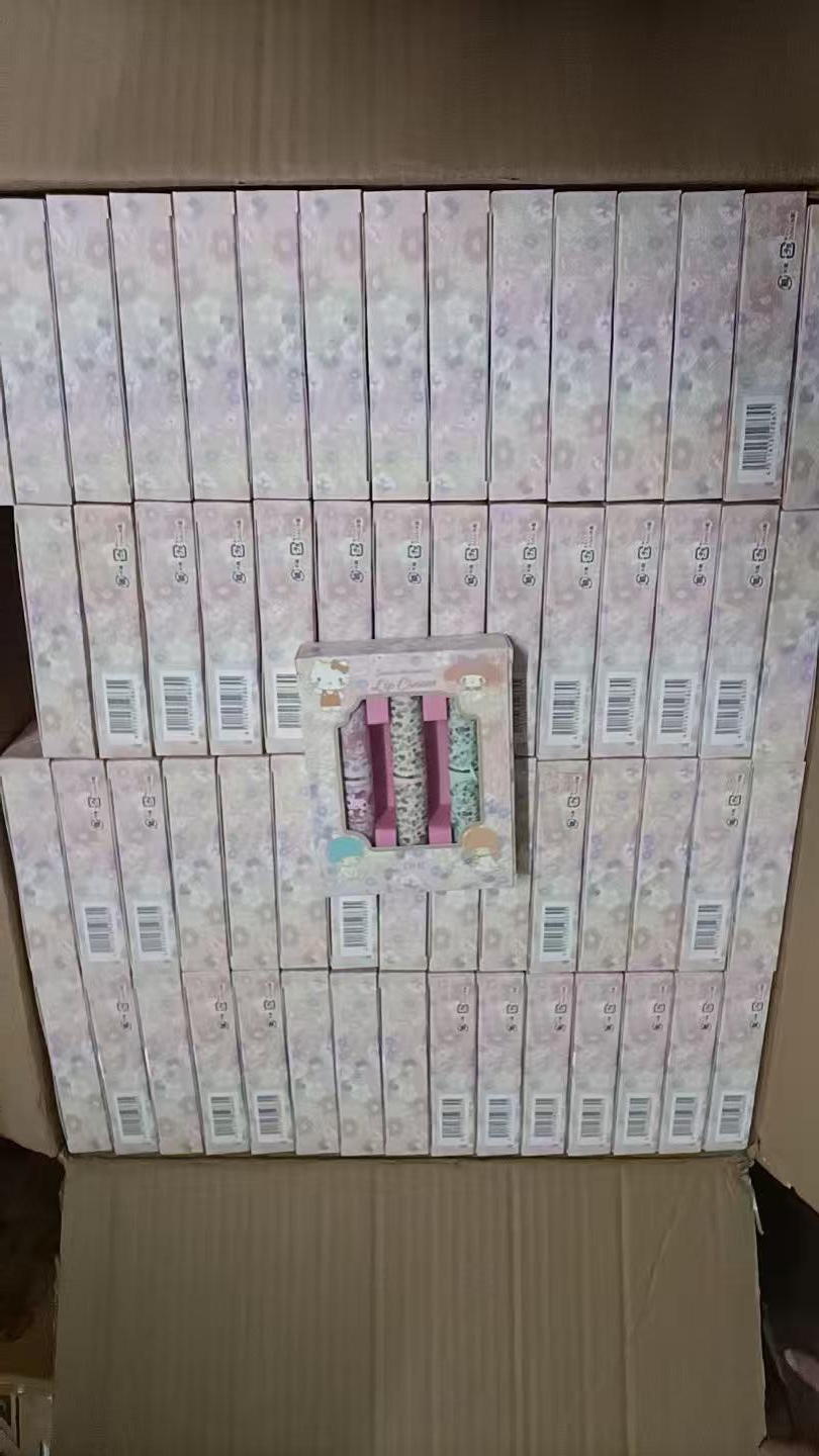 30. Juego de 3 bálsamos labiales DHC Edición Limitada 🔜 Calidad 1:1❗️Juego de 3 bálsamos labiales DHC Edición Limitada…