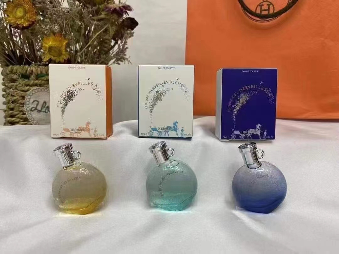 15. Hermès Eau des Merveilles Perfume 5ml/muestra 15. Hermès Elixir des Merveilles Perfume 5ml/muestra 15. Hermès L'Omb…