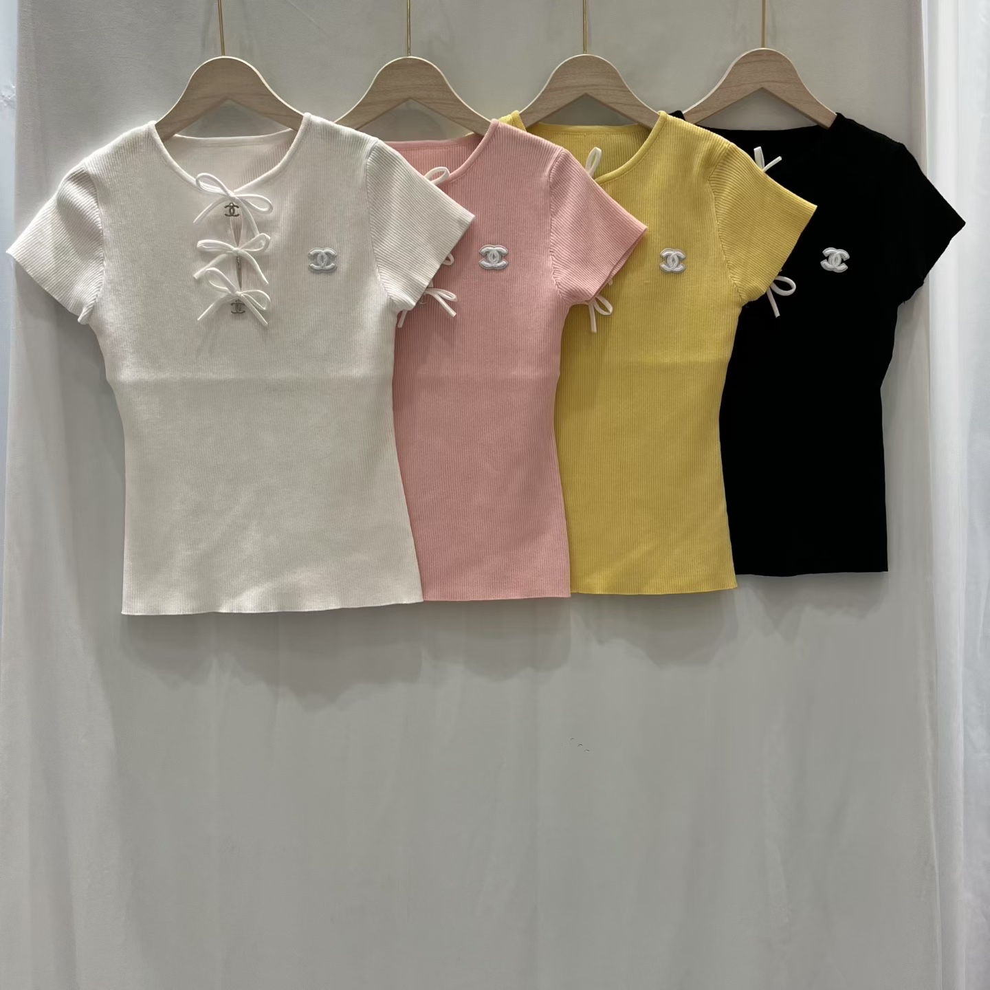 NO:791166,Chanel early spring new bow short-sleeved, chanel, T-shirt,19860909香奈儿早春新款蝴蝶结短袖,,chanel,T-shirt,,Women's clothing