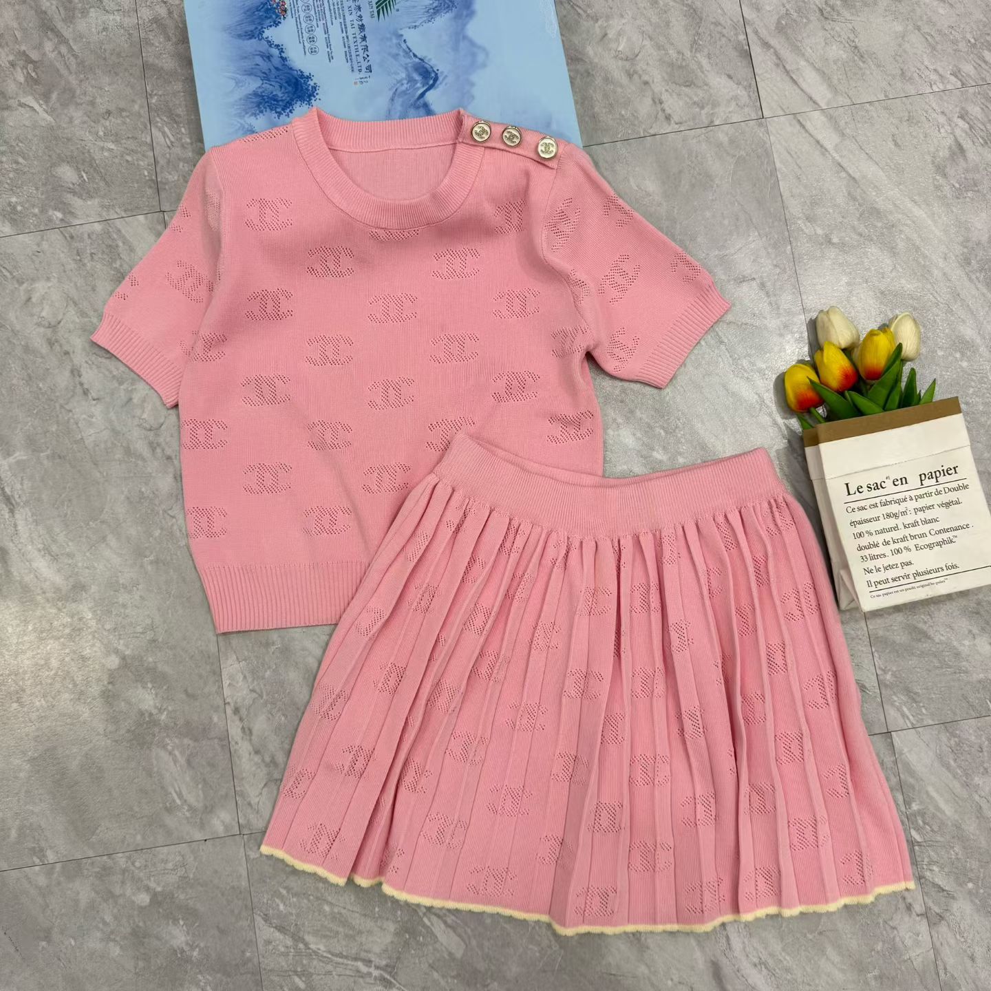 NO:793730,Xiaoxiang's new round neck short-sleeved, T-shirt,19860909小香新款圆领短袖,,T-shirt,,Women's clothing