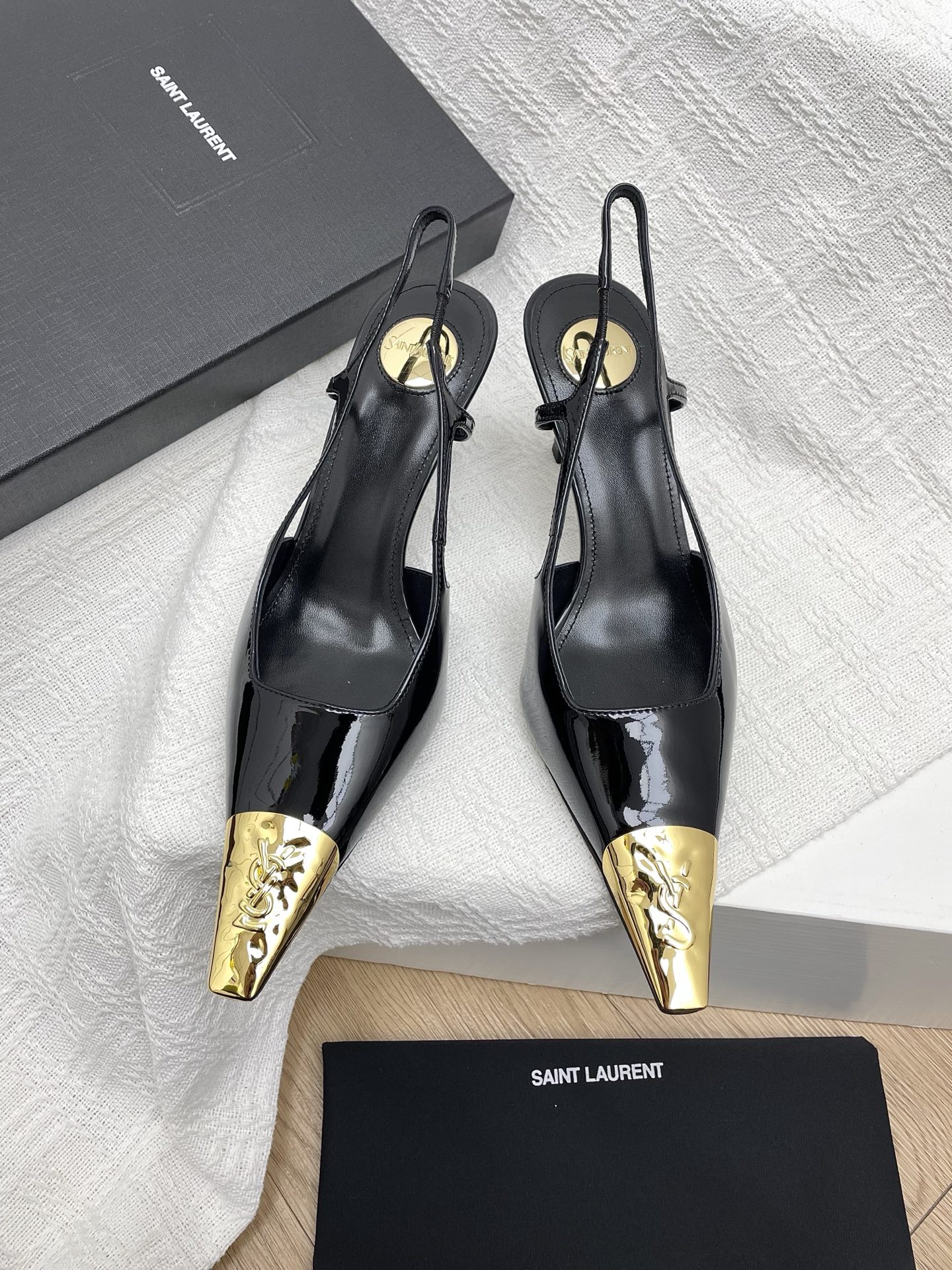 NO:239136,Top version *