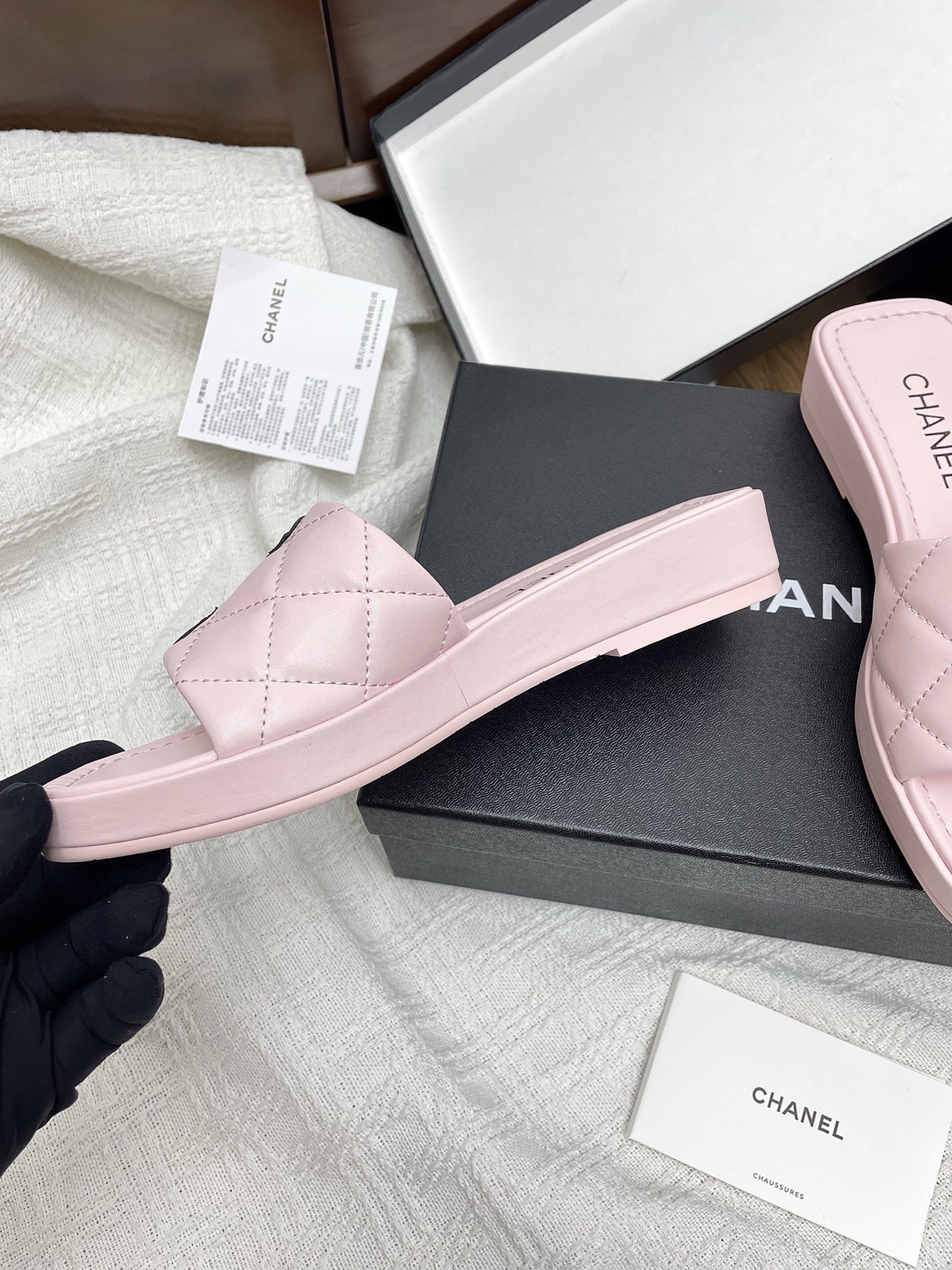 Chanel CC Logo Quilted Leather Flat Mule Sandals - Chic & Comfortable 8 i1748605862405 3655 0 6