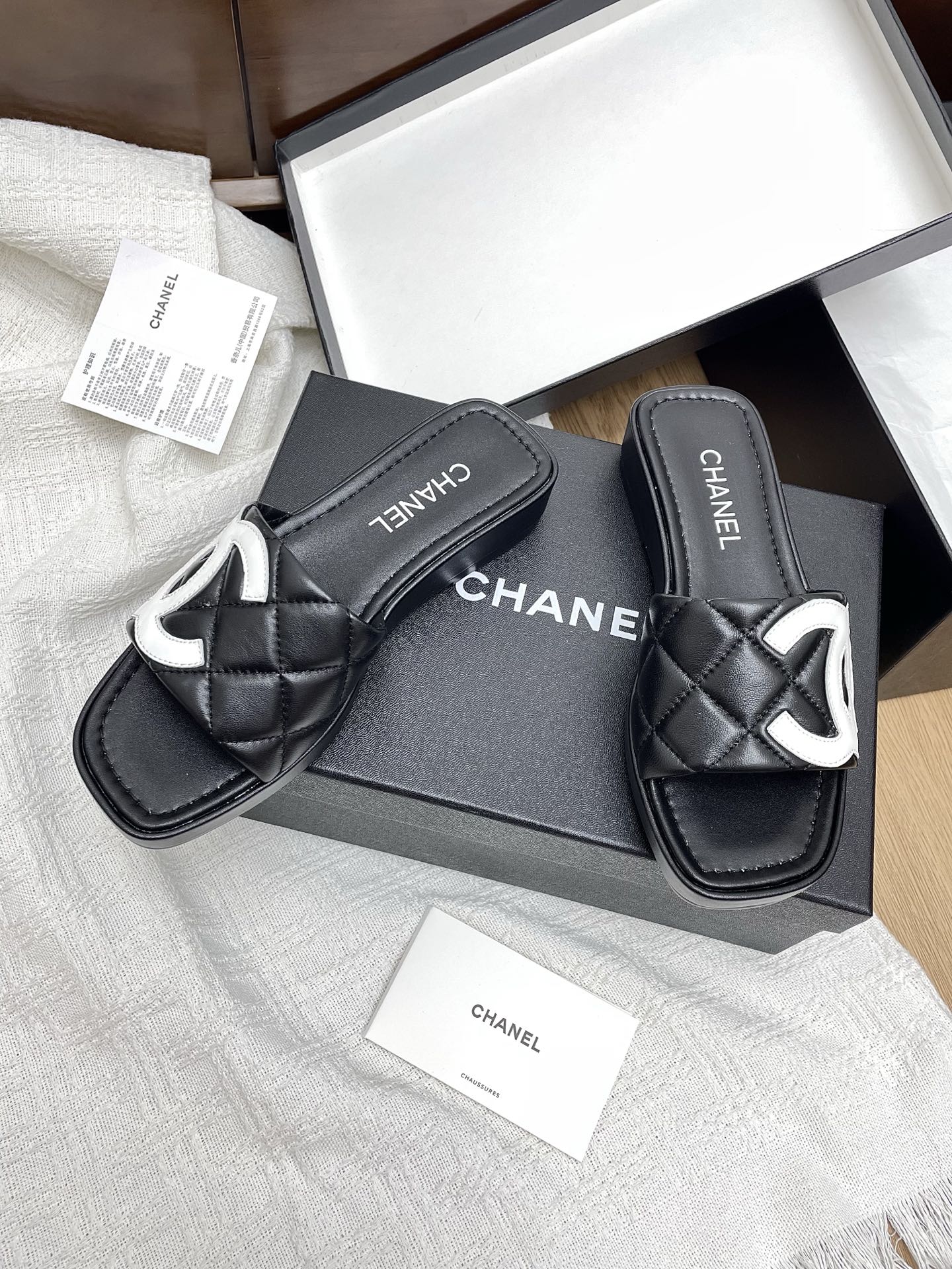 Chanel CC Logo Quilted Leather Espadrille Flats 3 i1748605886808 5319 0 1