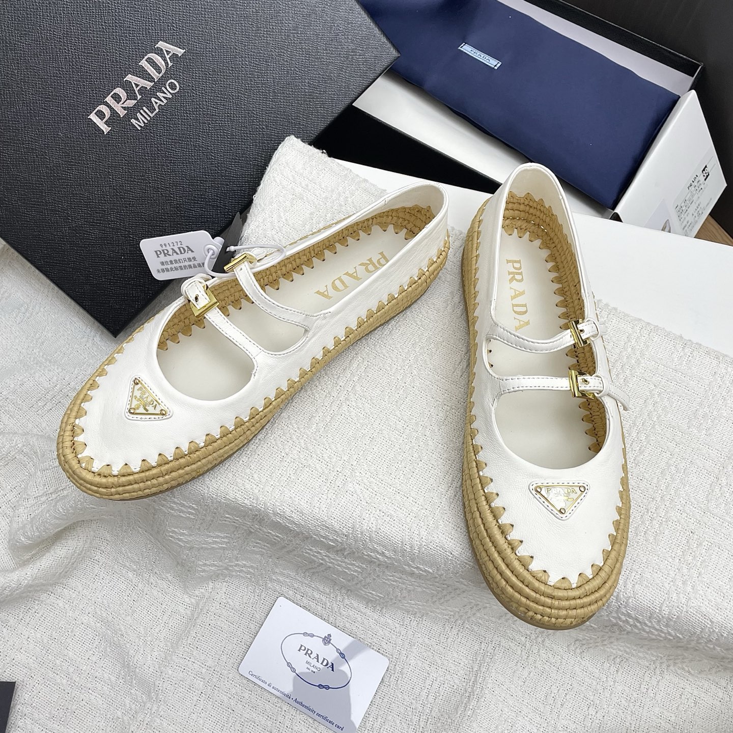 Prada Raffia Mary Jane Flats - Handwoven, Iconic Logo, and Stylish Comfort 4 i1748690212084 2159 0 2