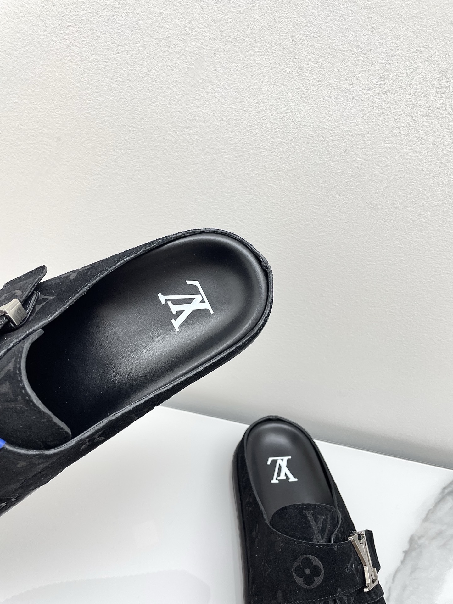 aa.jpg