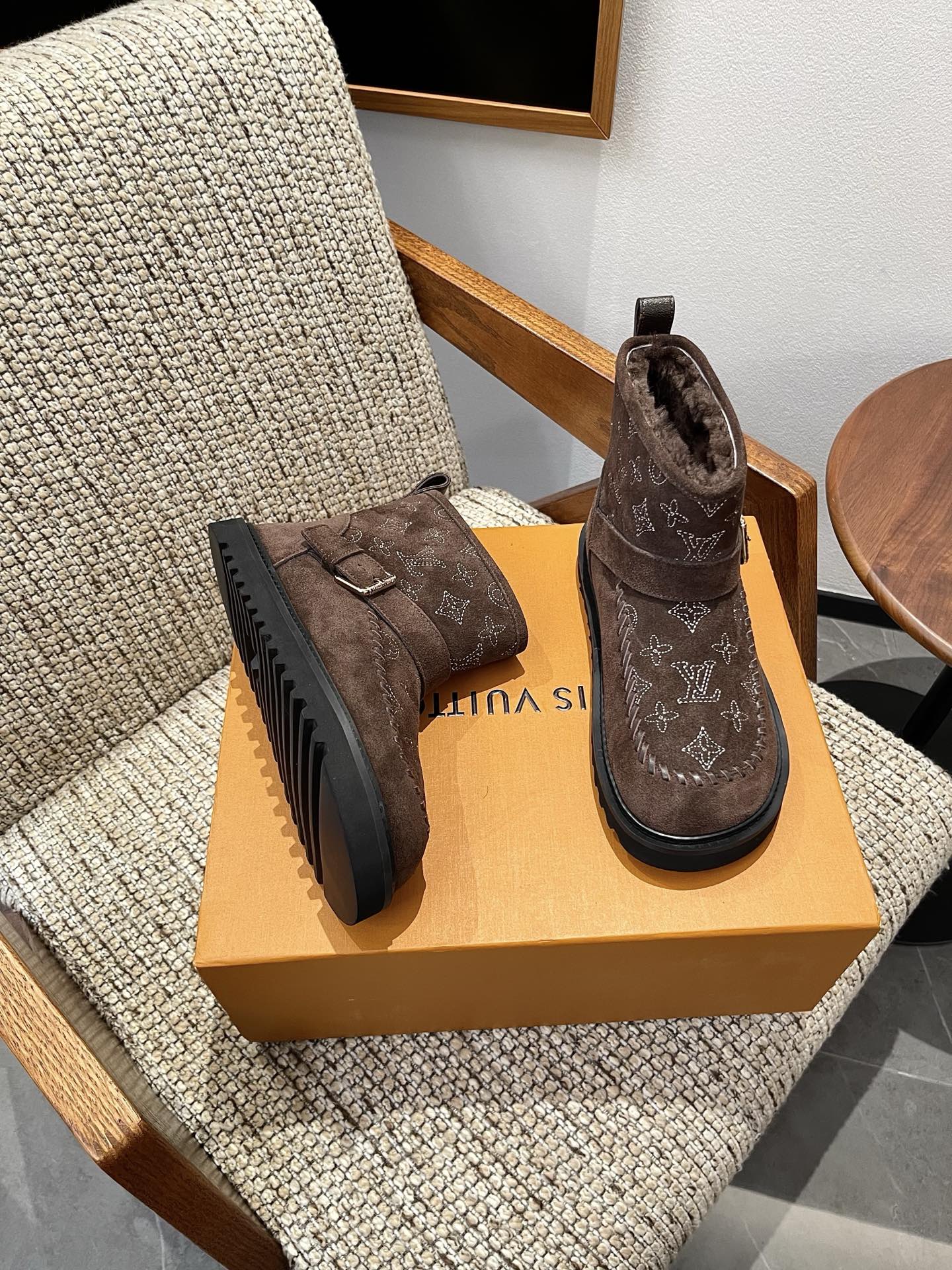 Louis Vuitton Boots