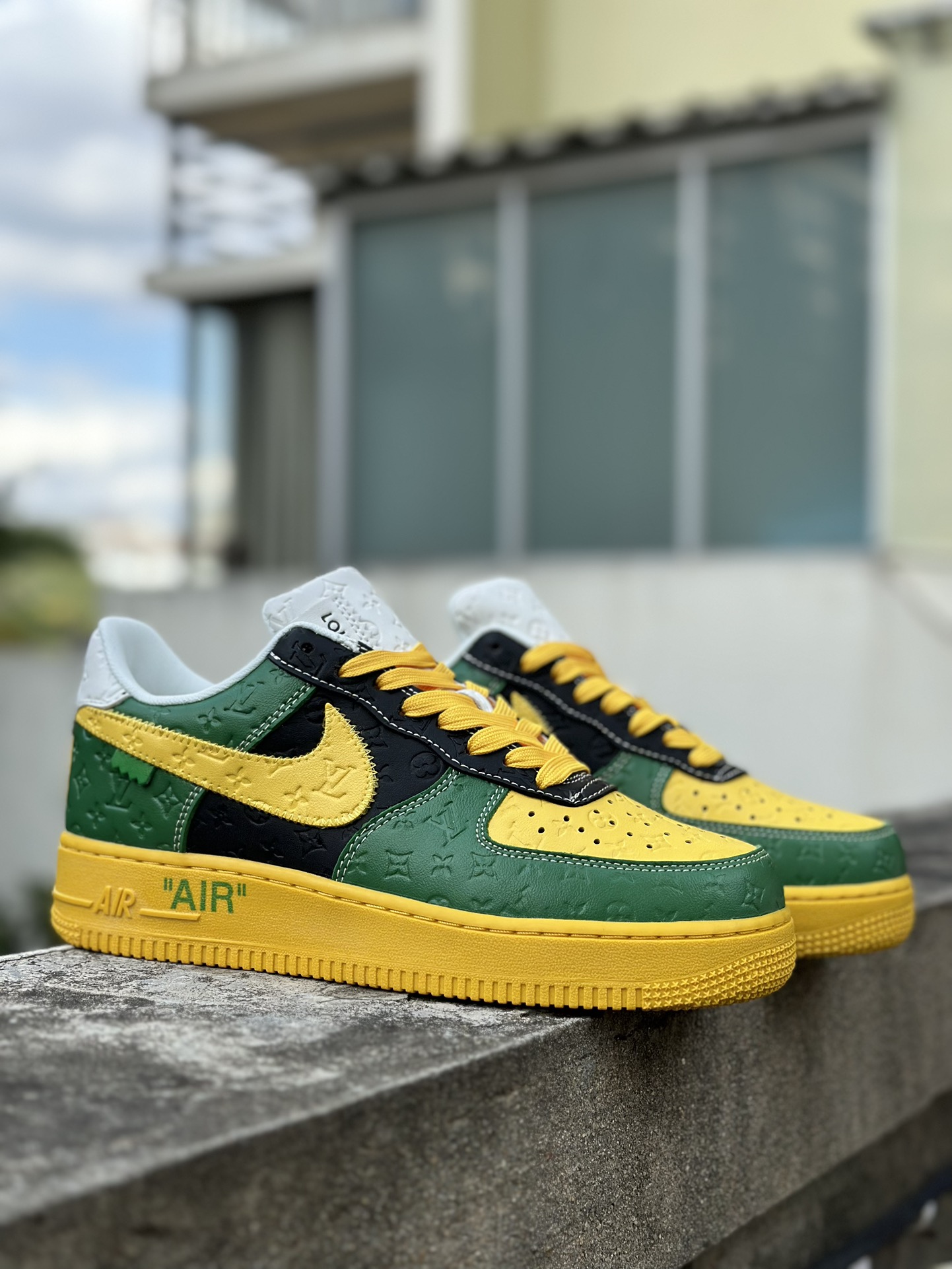 联名款福利特价大码供应LouisVuittonxNikeAirForce1Low低帮系带板鞋白红蓝LV联