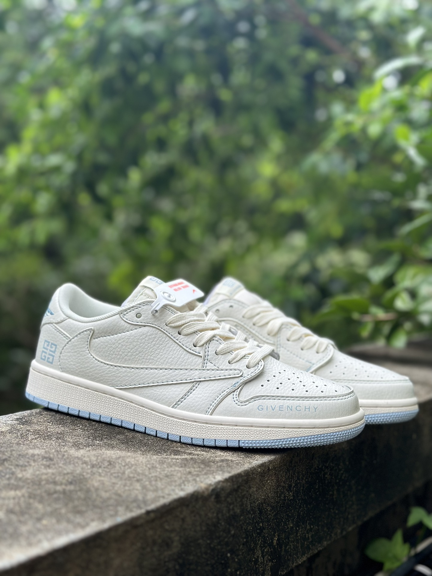 ！Travis Scott x Air Jordan 1 ” Reverse Mocha “ AJ1乔1 TS 闪电 联名倒钩 低帮文化篮球鞋货号:QY0568-965尺码:36/459