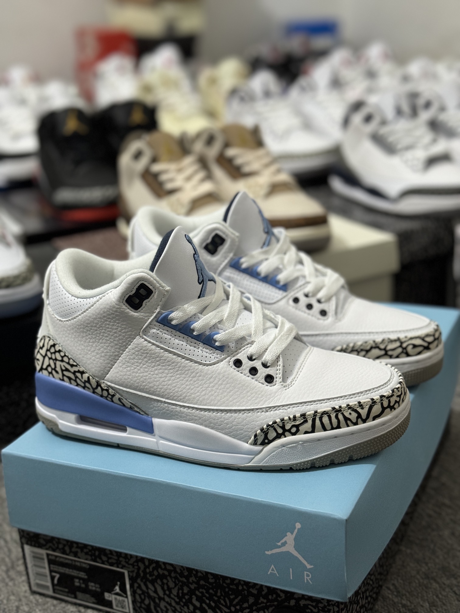 特价AirJordanAJ3全系列福利特价正确档案开发纸版楦型正确头层皮荔枝纹鞋面全新底模正确缓震鞋垫完