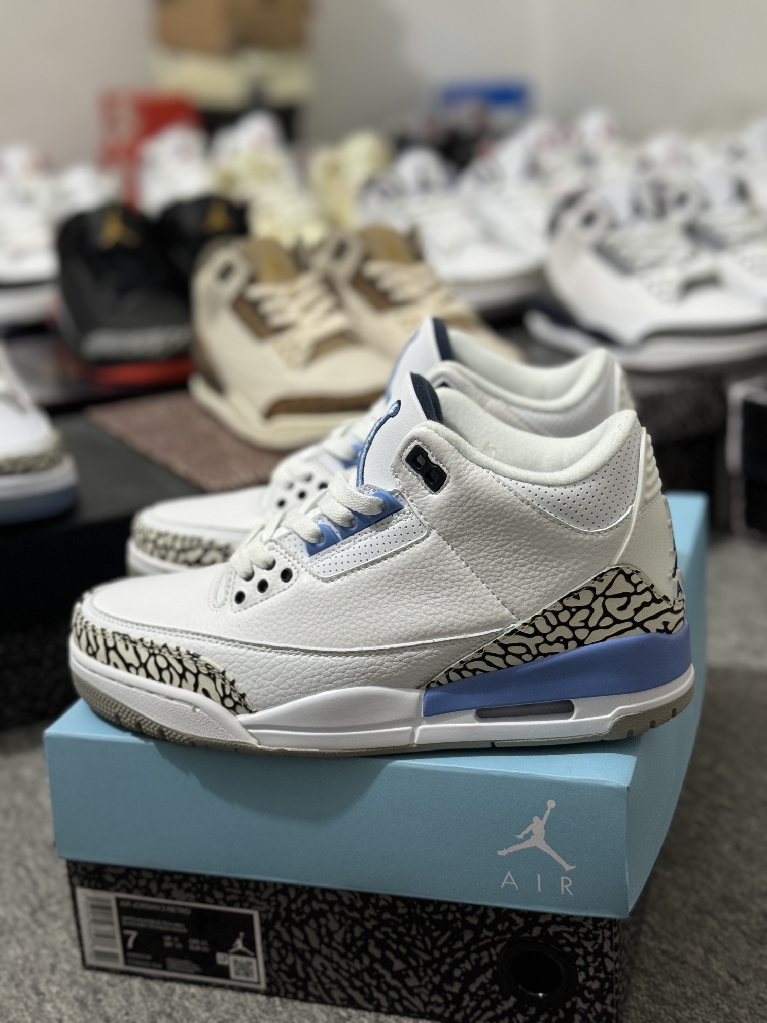 特价AirJordanAJ3全系列福利特价正确档案开发纸版楦型正确头层皮荔枝纹鞋面全新底模正确缓震鞋垫完