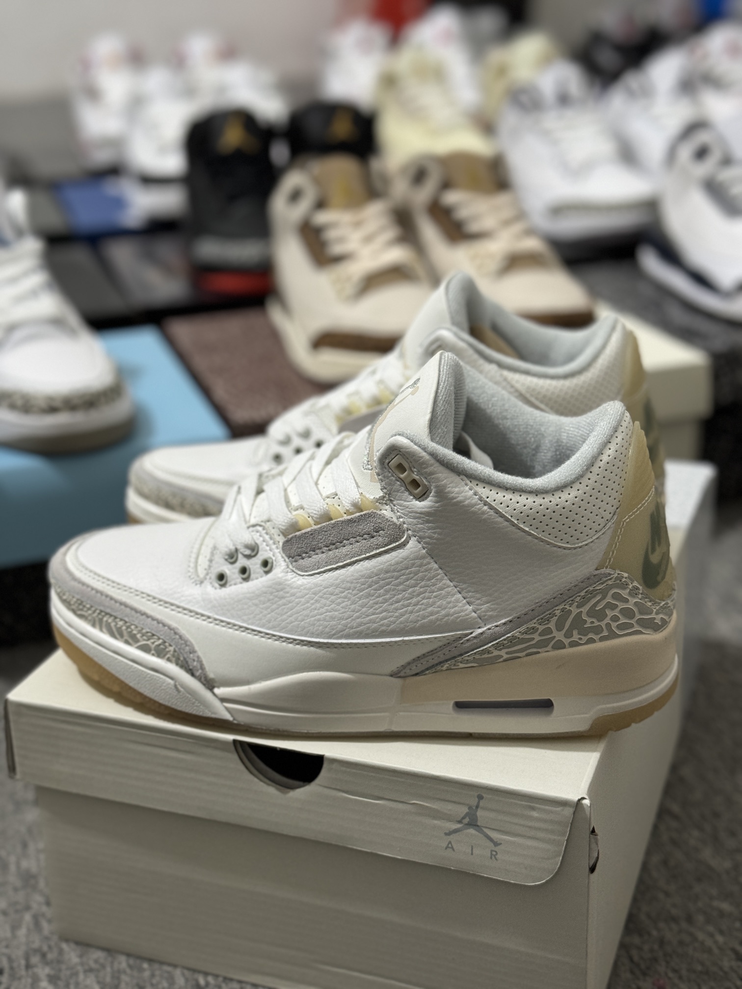 特价AirJordanAJ3全系列福利特价正确档案开发纸版楦型正确头层皮荔枝纹鞋面全新底模正确缓震鞋垫完