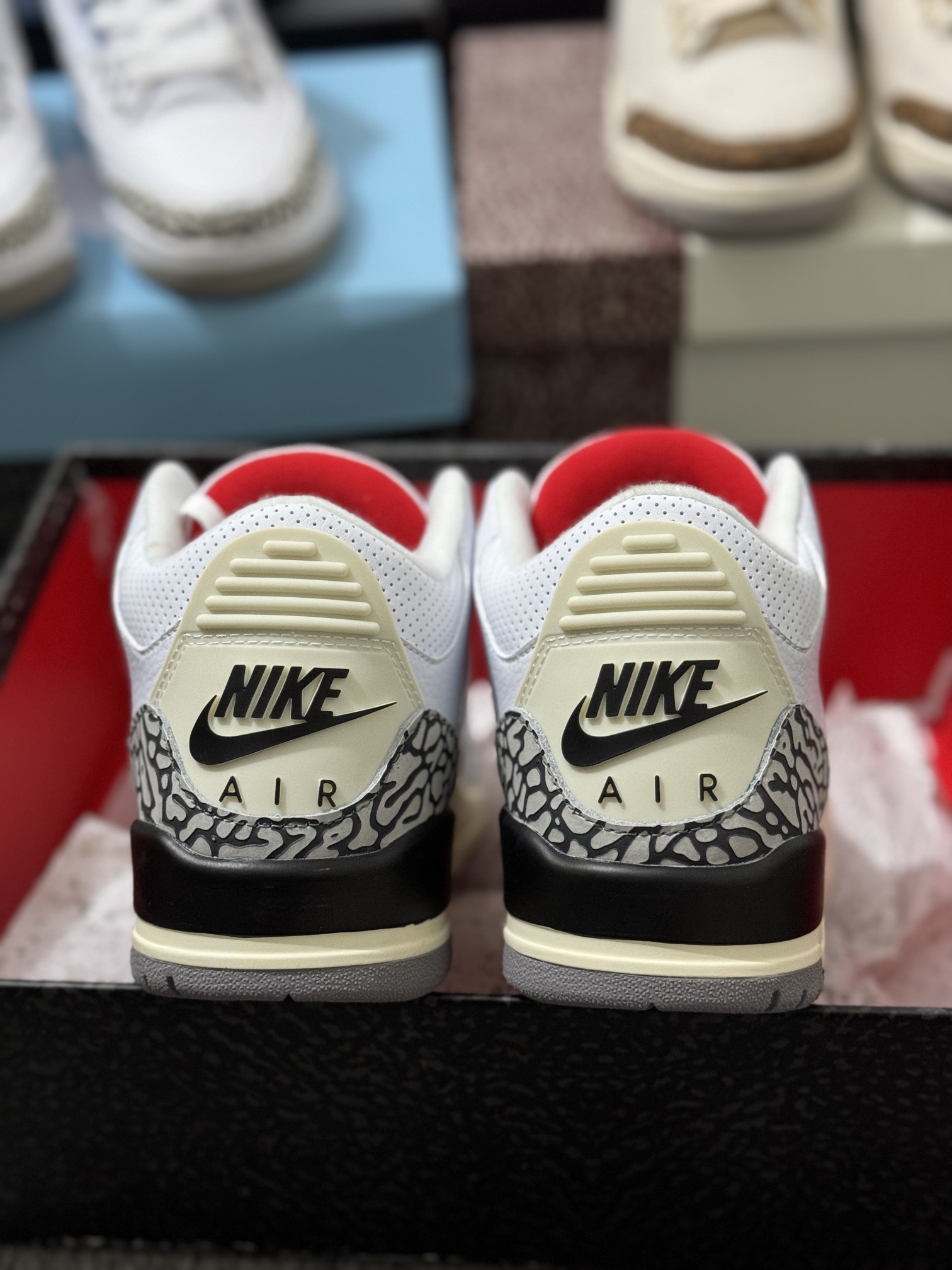 特价AirJordanAJ3全系列福利特价正确档案开发纸版楦型正确头层皮荔枝纹鞋面全新底模正确缓震鞋垫完