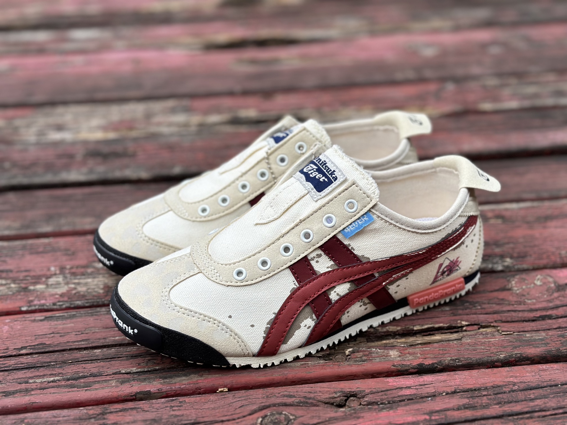定制球鞋 Onitsuka Tiger鬼塚虎 MEXICO 66 帆布 熊猫恶作剧 棕红 1183A360-205