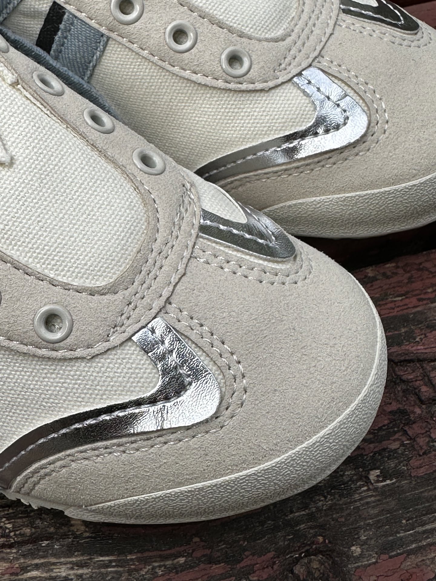 定制球鞋 Onitsuka Tiger鬼塚虎 MEXICO 66 熊猫恶作剧 乘浪钓手 米黑蓝 1183A360-205