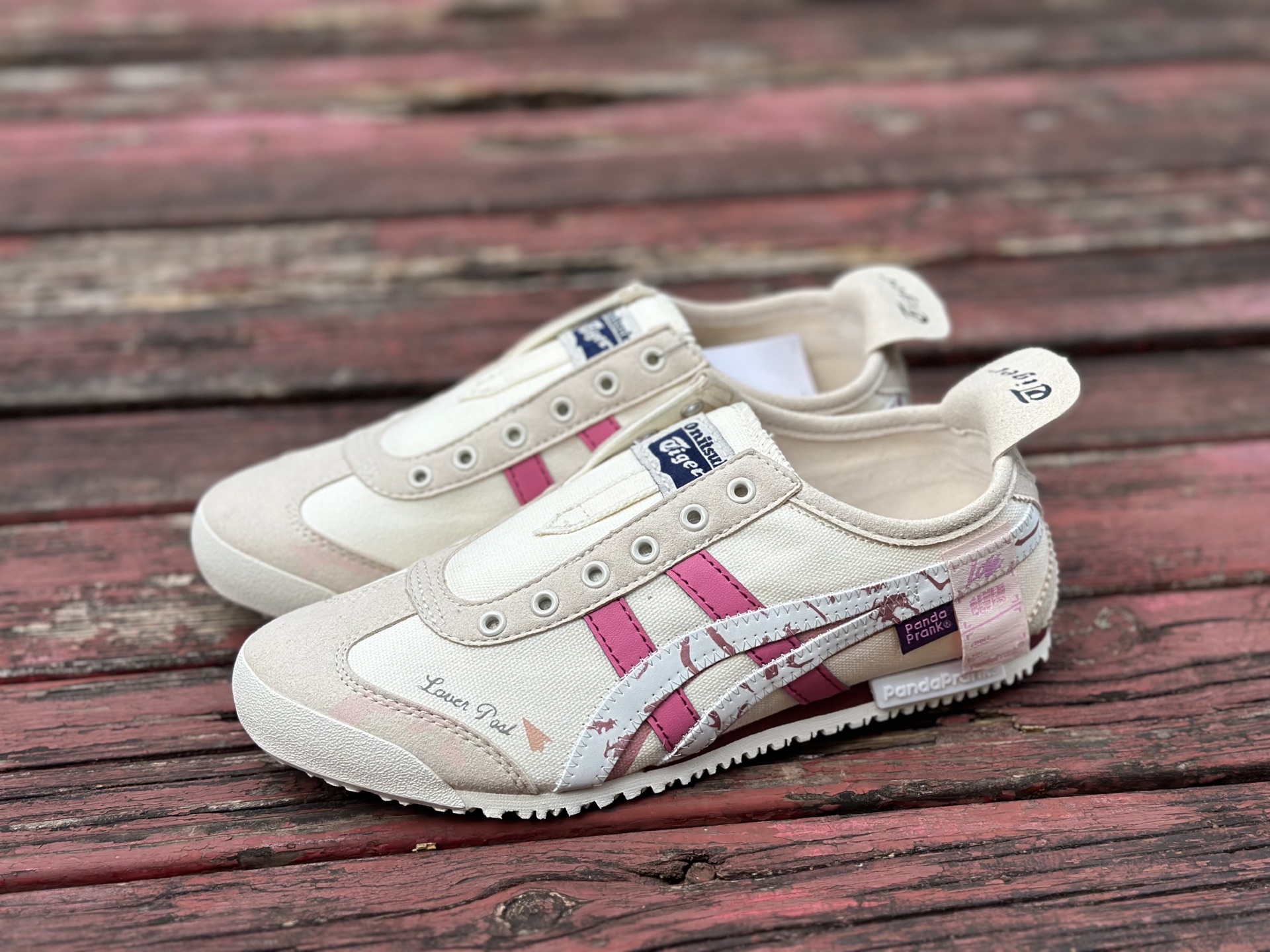 定制球鞋 Onitsuka Tiger鬼塚虎 熊猫恶作剧 特别企划 心动邮件 苦桃 特殊礼盒 低帮 生活休闲鞋 男女同款 米白粉 拒绝公底 立体鞋型 细节完美 高清洁度 购置公司同步原材料 原汁原味 忠于原版 1183A360-205(TeamH-男女款苦桃S-BOX) 码数:35/45-莆田鞋,莆田鞋货源,高仿鞋,高仿鞋货源,安福档口,莆田高仿鞋,莆田鞋批发,高仿鞋批发,莆田高仿运动鞋,高仿运动鞋,莆田运动鞋 定制球鞋 Onitsuka Tiger鬼塚虎 熊猫恶作剧 特别企划 心动邮件 苦桃 特殊礼盒 低帮 生活休闲鞋 男女同款 米白粉 拒绝公底 立体鞋型 细节完美 高清洁度 购置公司同步原材料 原汁原味 忠于原版 1183A360-205(TeamH-男女款苦桃S-BOX) 码数:35/45