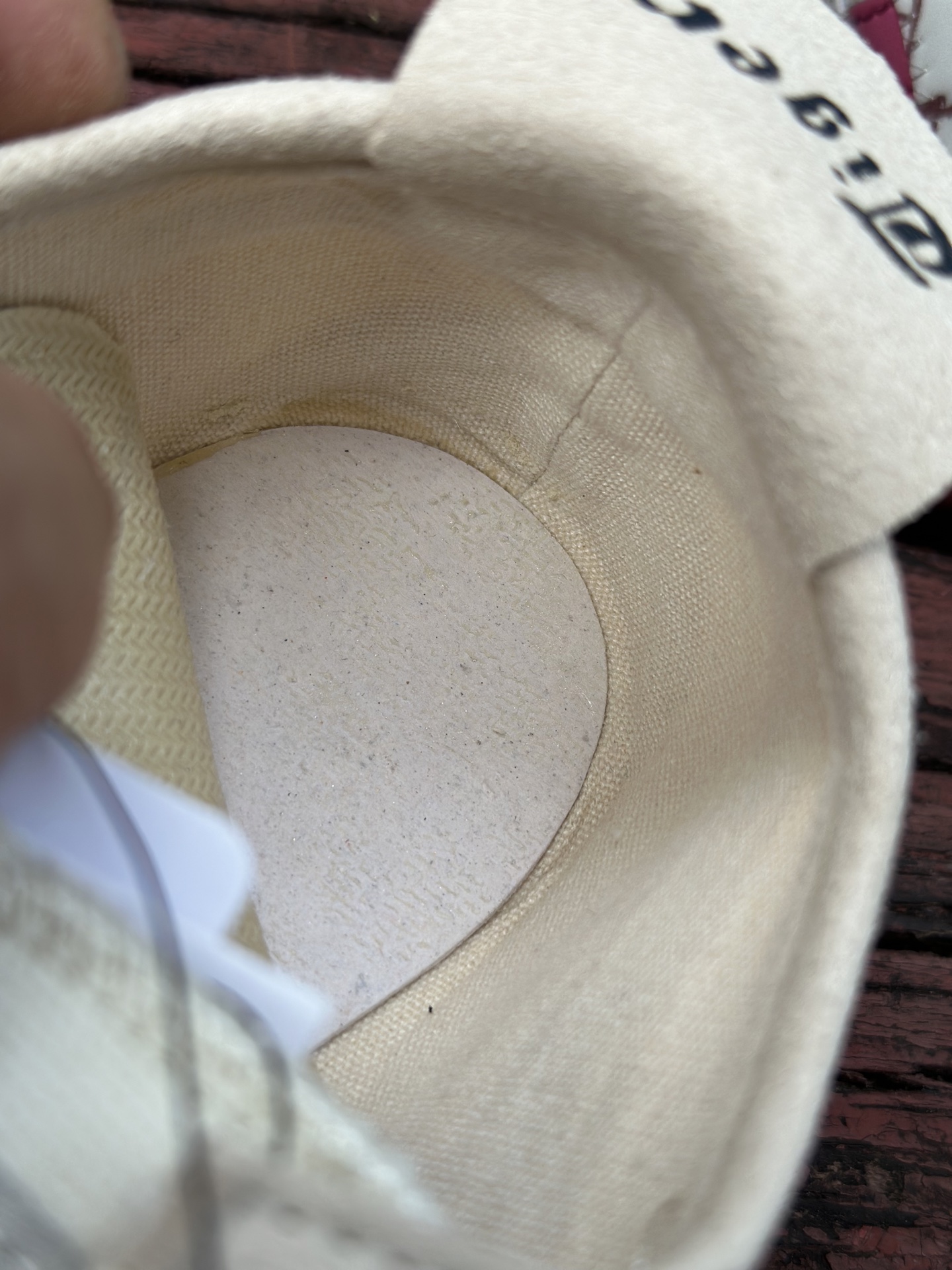 定制球鞋 Onitsuka Tiger鬼塚虎 熊猫恶作剧 特别企划 心动邮件 苦桃 特殊礼盒 低帮 生活休闲鞋 男女同款 米白粉 拒绝公底 立体鞋型 细节完美 高清洁度 购置公司同步原材料 原汁原味 忠于原版 1183A360-205(TeamH-男女款苦桃S-BOX) 码数:35/45-莆田鞋,莆田鞋货源,高仿鞋,高仿鞋货源,安福档口,莆田高仿鞋,莆田鞋批发,高仿鞋批发,莆田高仿运动鞋,高仿运动鞋,莆田运动鞋 定制球鞋 Onitsuka Tiger鬼塚虎 熊猫恶作剧 特别企划 心动邮件 苦桃 特殊礼盒 低帮 生活休闲鞋 男女同款 米白粉 拒绝公底 立体鞋型 细节完美 高清洁度 购置公司同步原材料 原汁原味 忠于原版 1183A360-205(TeamH-男女款苦桃S-BOX) 码数:35/45