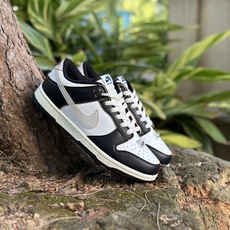 八月开门红 福利特价‼️ ‼️ NK Dunk sb Low 外贸特供 原盒原配 圈内天花板工艺 原厂冲刀 超高清洁 八月开门红 福利特价‼️ ‼️ NK Dunk sb Low 外贸特供 原盒原配 圈内天花板工艺 原厂冲刀 超高清洁
