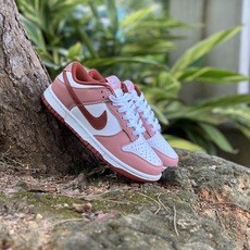 八月开门红 福利特价‼️ ‼️ NK Dunk sb Low 外贸特供 原盒原配 圈内天花板工艺 原厂冲刀 超高清洁 八月开门红 福利特价‼️ ‼️ NK Dunk sb Low 外贸特供 原盒原配 圈内天花板工艺 原厂冲刀 超高清洁